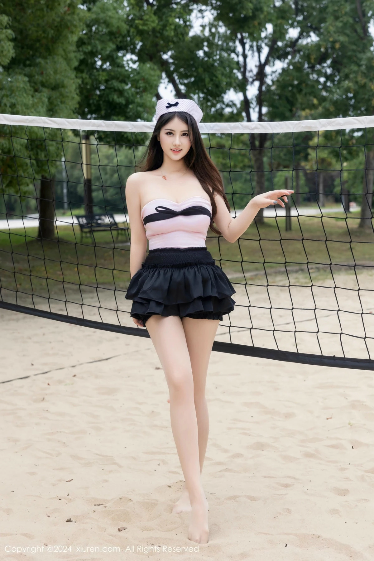 秀人集.com_[XiuRen秀人网]No.9527_模特诗诗kiki公园场景性感粉色护士服配肉丝袜秀丰腴身材诱惑写真78P