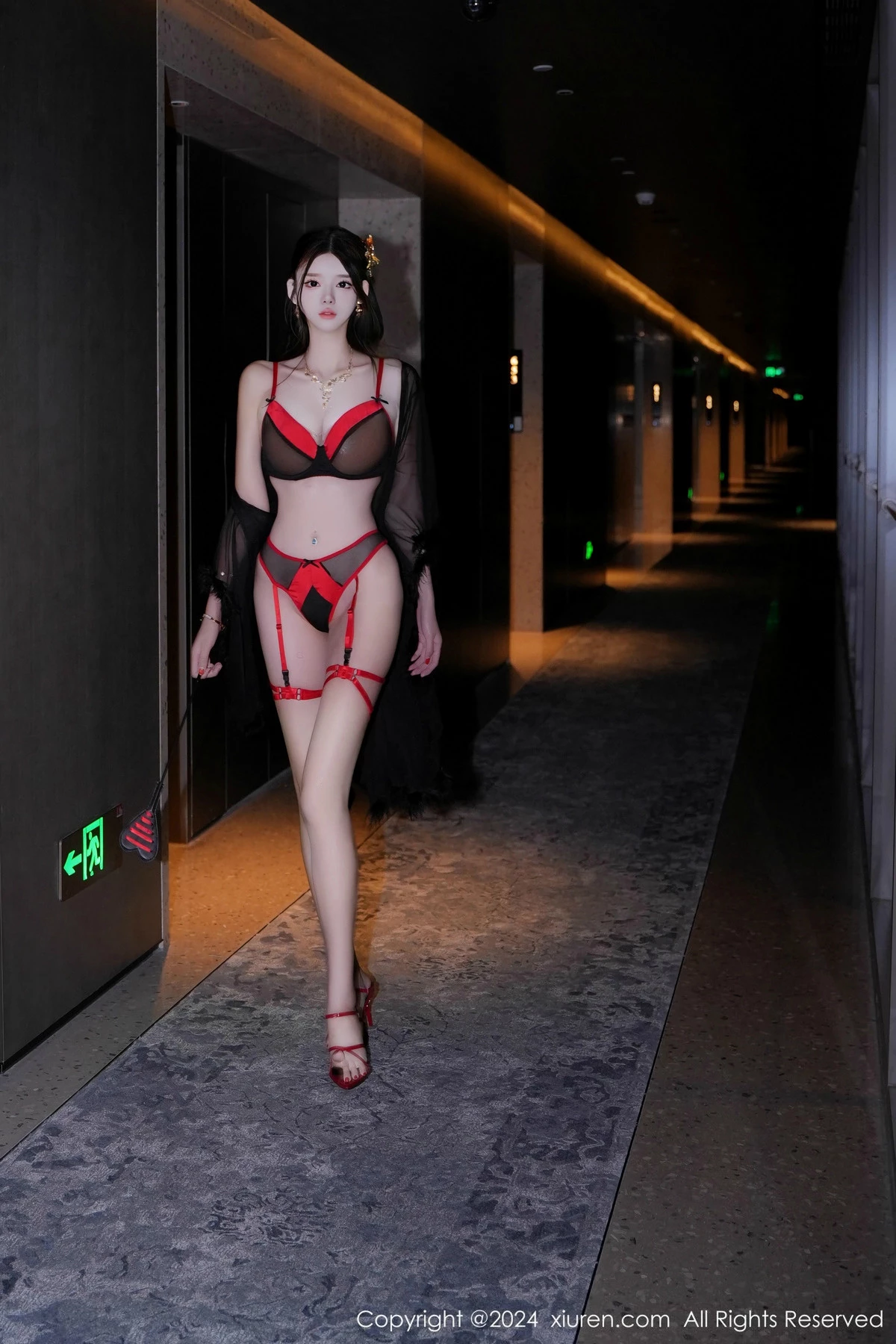 秀人集.com_[XiuRen秀人网]No.9544_模特果茶姐姐私房性感红黑搭配情趣内衣秀曼妙身姿撩人诱惑写真64P
