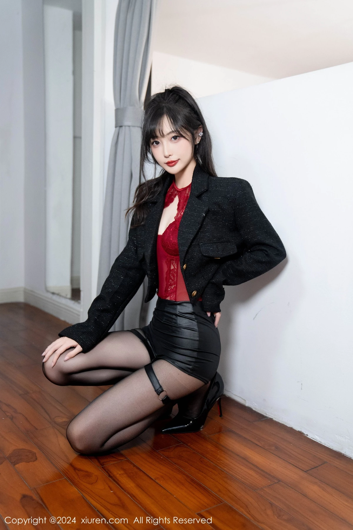 秀人集.com_[XiuRen秀人网]No.9561_模特林星阑性感红色蕾丝连体衣配黑丝吊袜秀曼妙身姿诱惑写真90P