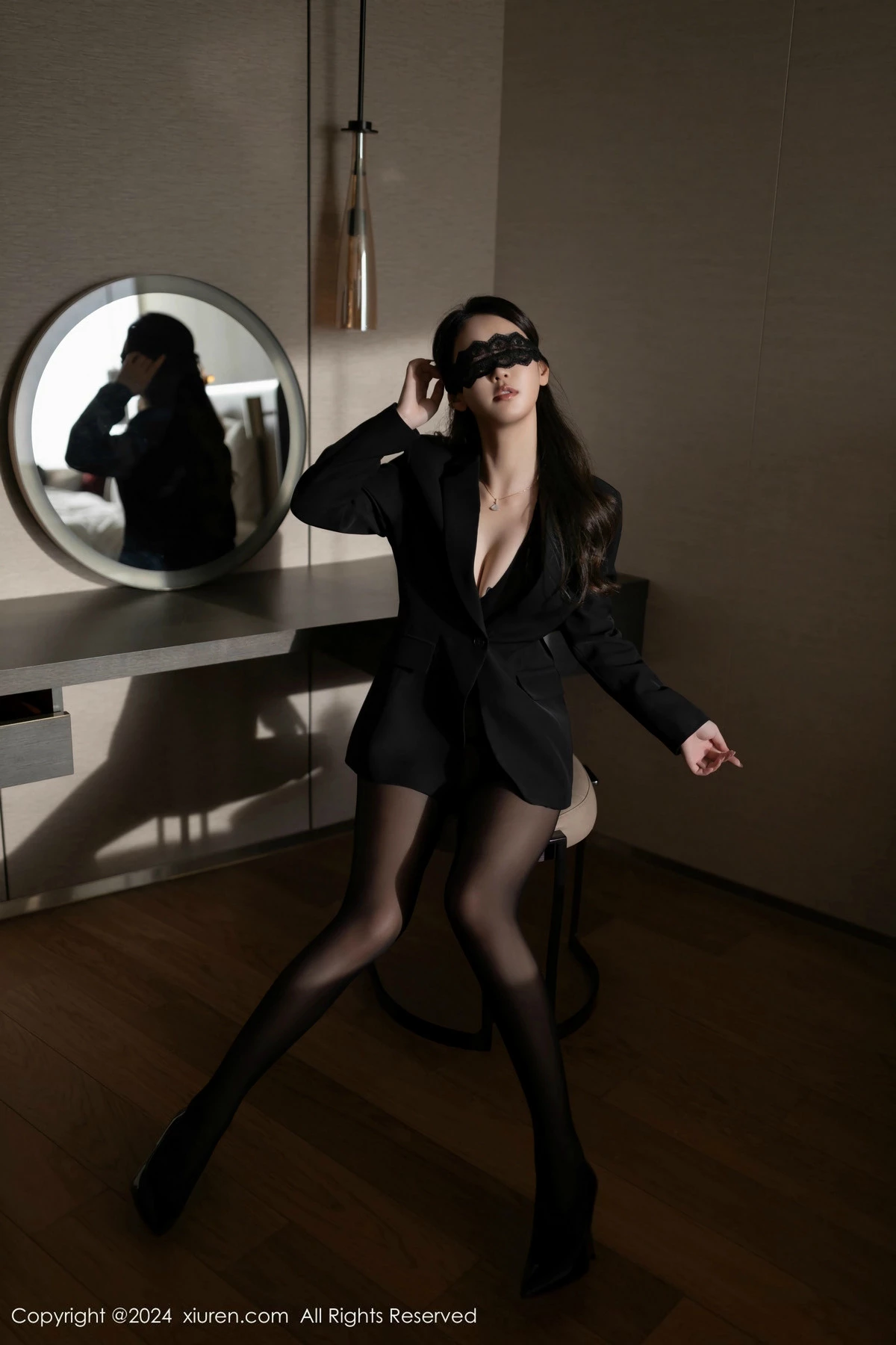 秀人集.com_[XiuRen秀人网]No.9571_模特唐安琪私房性感黑色西服配开档黑丝秀曼妙身姿惹火诱惑写真83P