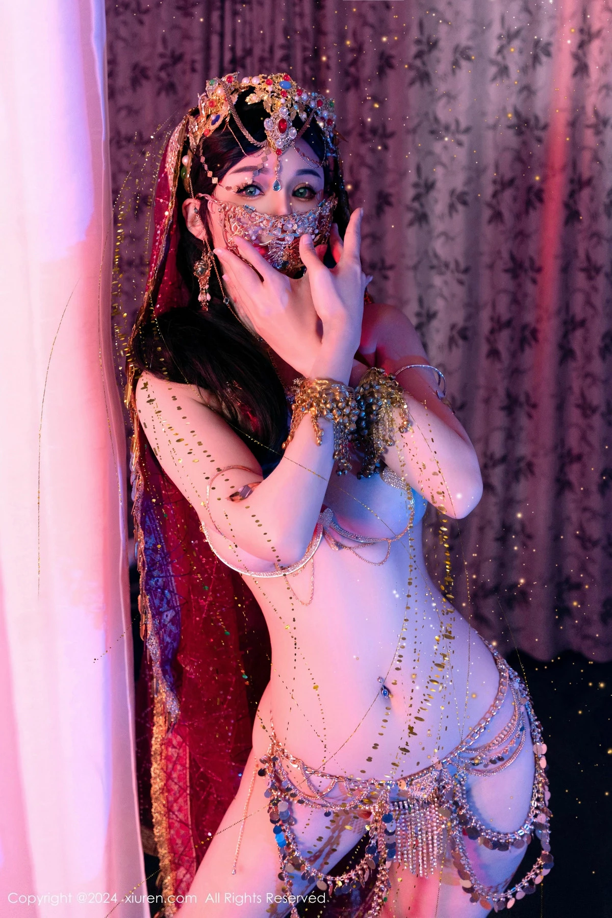 秀人集.com_[XiuRen秀人网]No.9585_新人模特不吃冰淇淋异域风情女郎性感情趣服饰秀火辣身材诱惑写真85P