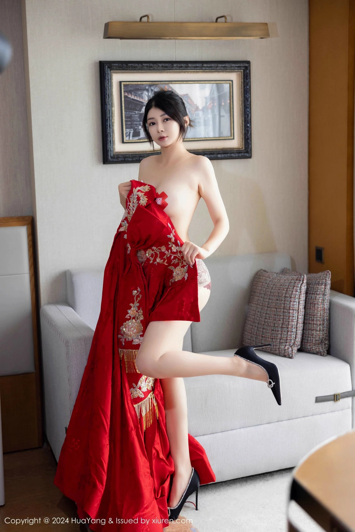 秀人集.com_[HuaYang花漾]Vol.623_模特凯竹Quinn性感红色长裙露紫红内衣秀丰腴身姿完美诱惑写真72P