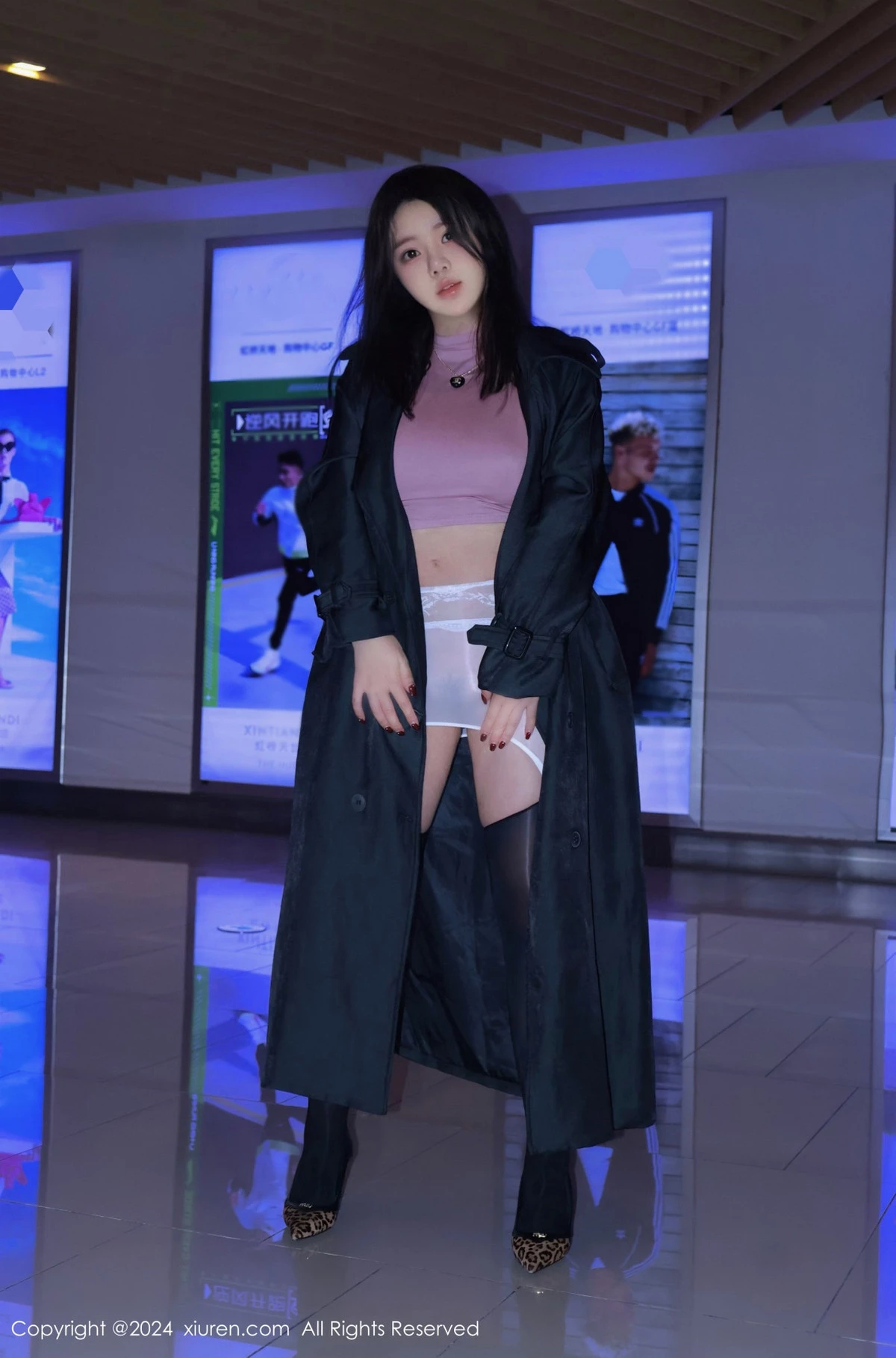 秀人集.com_[XiuRen秀人网]No.9489_模特小薯条nienie户外性感肉色连体衣秀惹火身材撩人诱惑写真80P