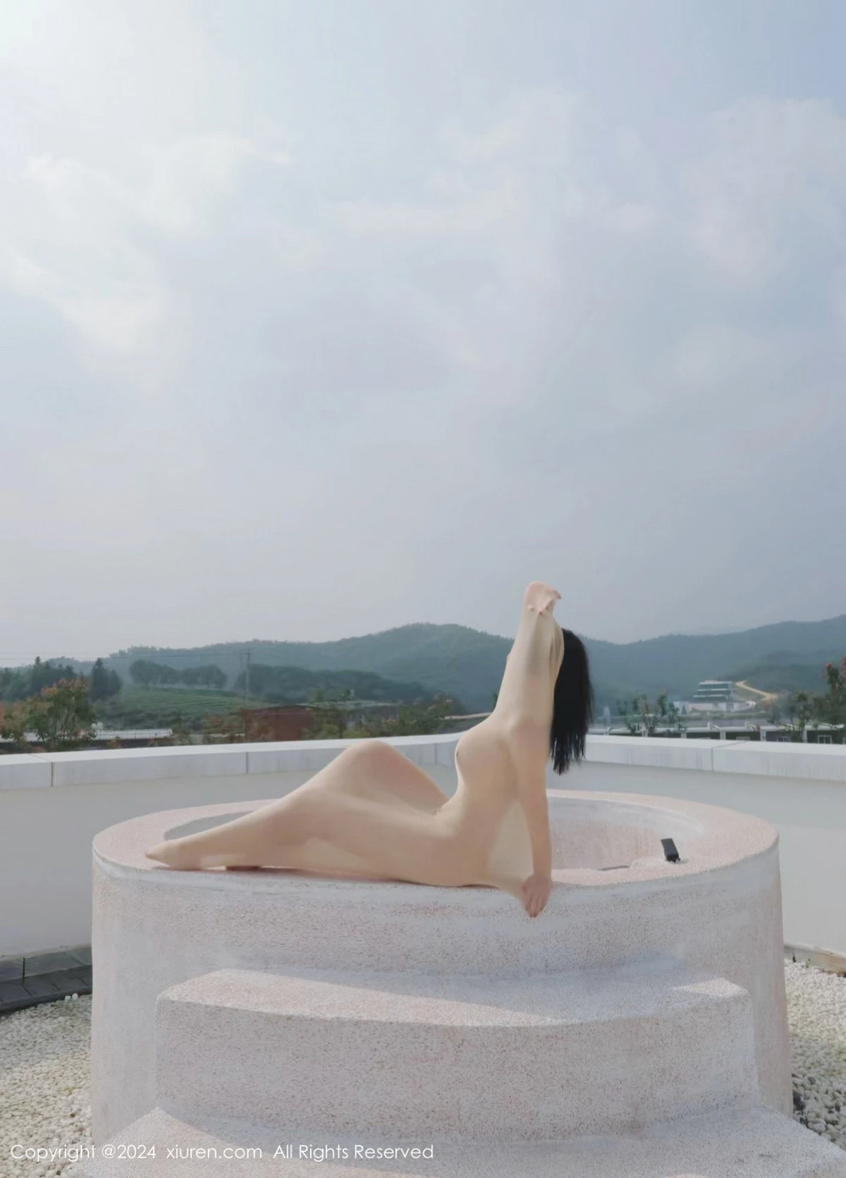 秀人集.com_[XiuRen秀人网]No.9489_模特小薯条nienie户外性感肉色连体衣秀惹火身材撩人诱惑写真80P