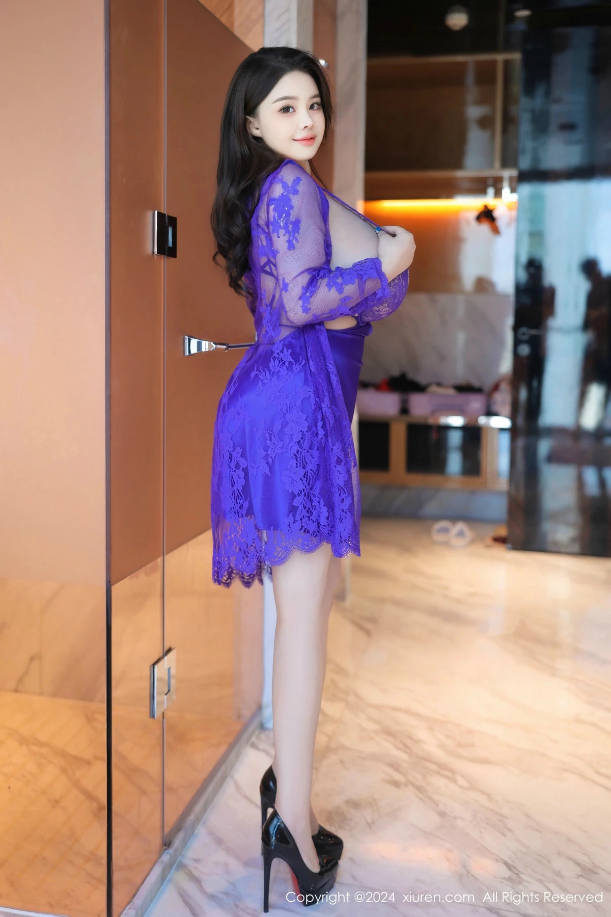 秀人集.com_[XiuRen秀人网]No.9677_模特z杯悠悠性感紫色情趣服饰配蕾丝内衣秀傲人豪乳撩人诱惑写真46P