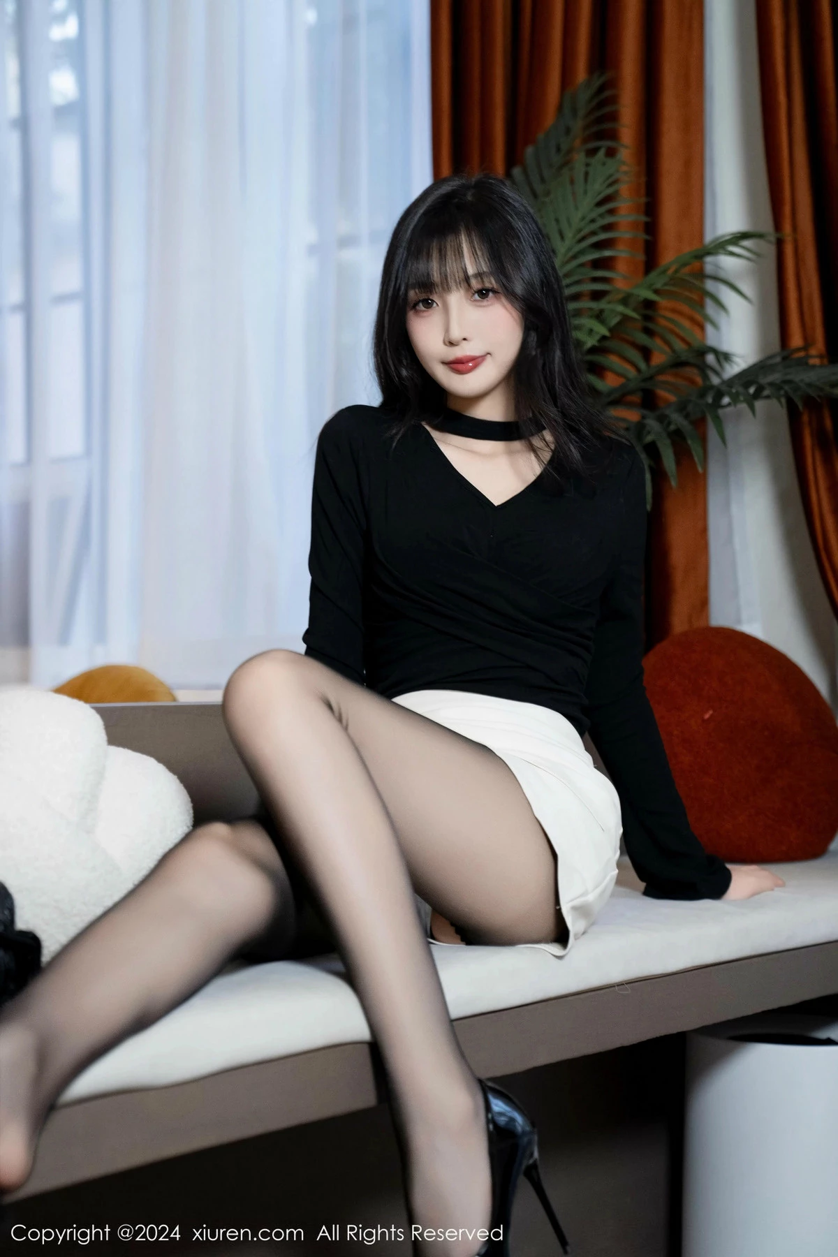 秀人集.com_[XiuRen秀人网]No.9691_模特林星阑性感墨绿色内衣配超薄黑丝秀曼妙身姿迷人诱惑写真100P