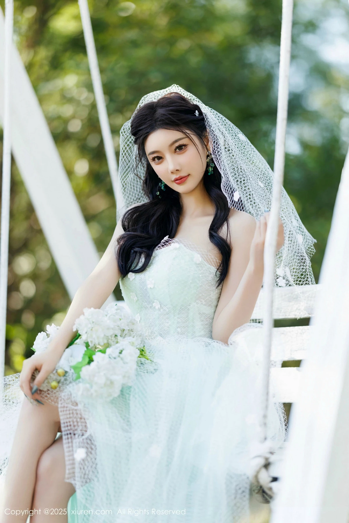 秀人集.com_[XiuRen秀人网]No.9722_女神杨晨晨Yome性感白色情趣内衣配白丝吊袜秀丰腴身材诱惑写真83P