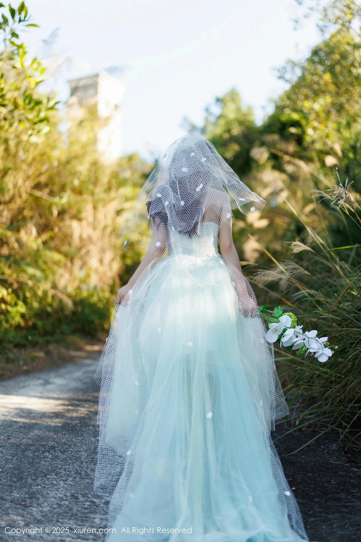 秀人集.com_[XiuRen秀人网]No.9722_女神杨晨晨Yome性感白色情趣内衣配白丝吊袜秀丰腴身材诱惑写真83P