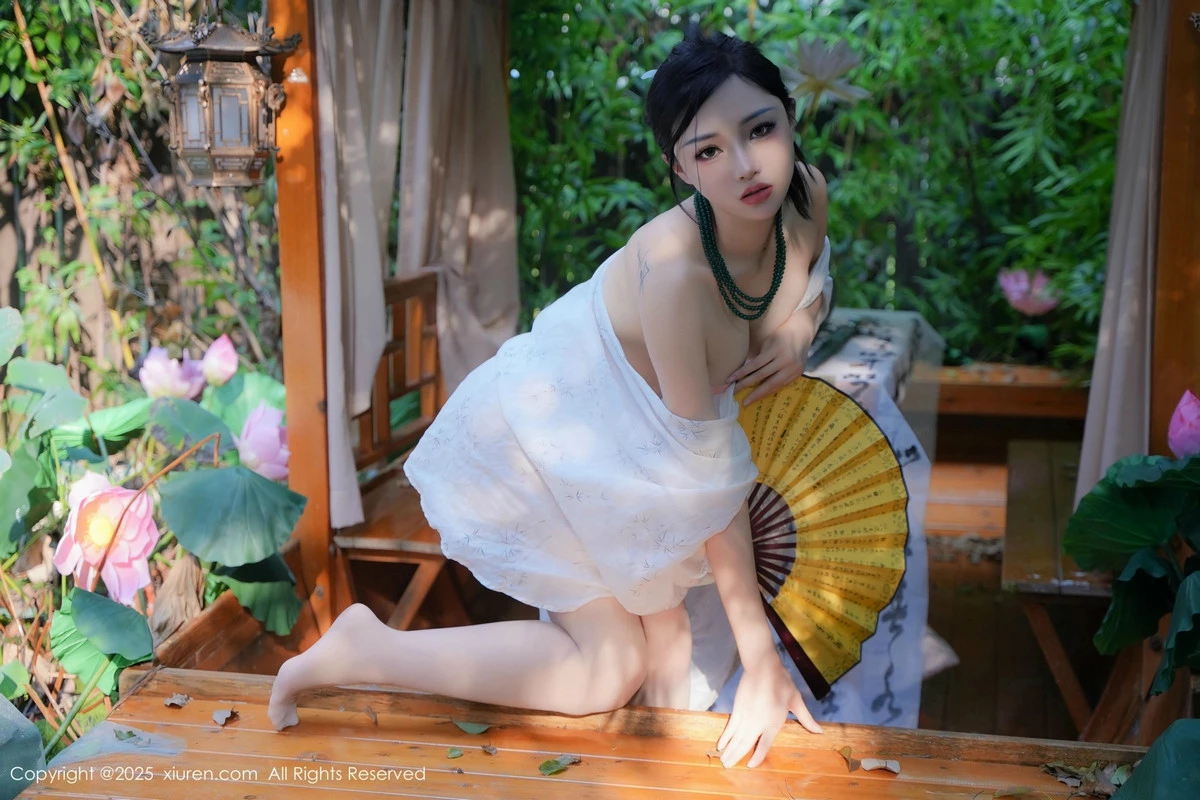 秀人集.com_[XiuRen秀人网]No.9730_模特妙可可Cheese性感白色古风服配超薄白丝秀丰腴身材诱惑写真84P