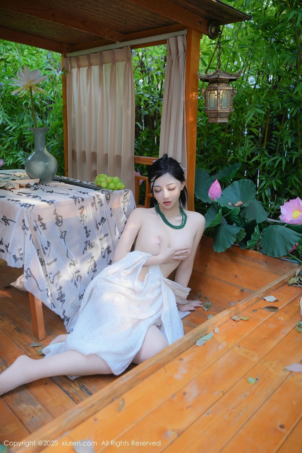 秀人集.com_[XiuRen秀人网]No.9730_模特妙可可Cheese性感白色古风服配超薄白丝秀丰腴身材诱惑写真84P