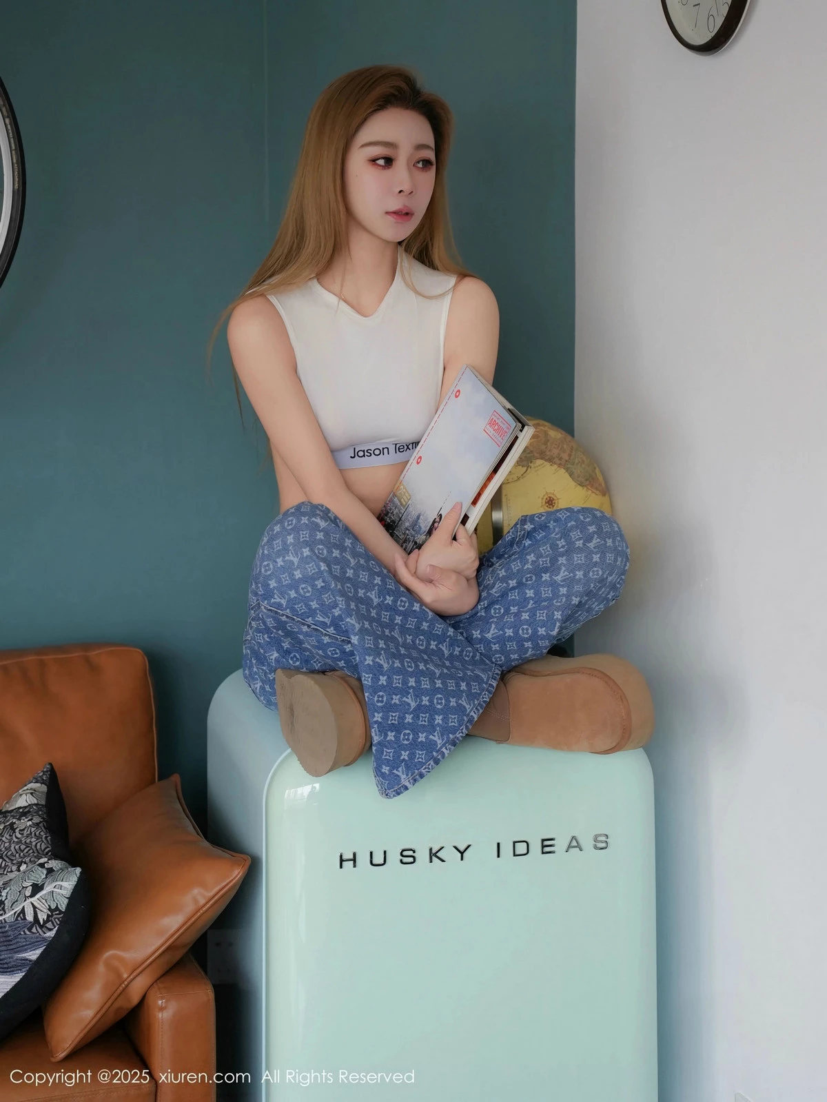 秀人集.com_[XiuRen秀人网]No.9754_模特糖糖❤性感白色运动内衣+轻透黑纱服饰秀曼妙身姿诱惑写真69P