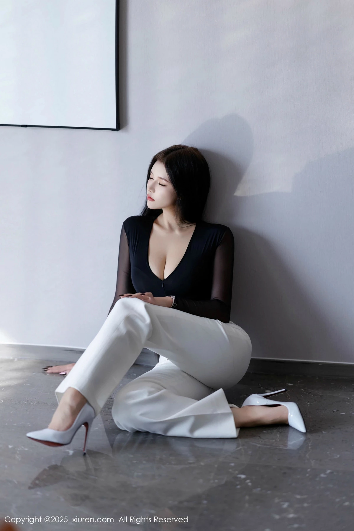 秀人集.com_[XiuRen秀人网]No.9755_模特娜比性感黑色情趣内衣配黑丝吊袜秀凹凸身材完美诱惑写真91P