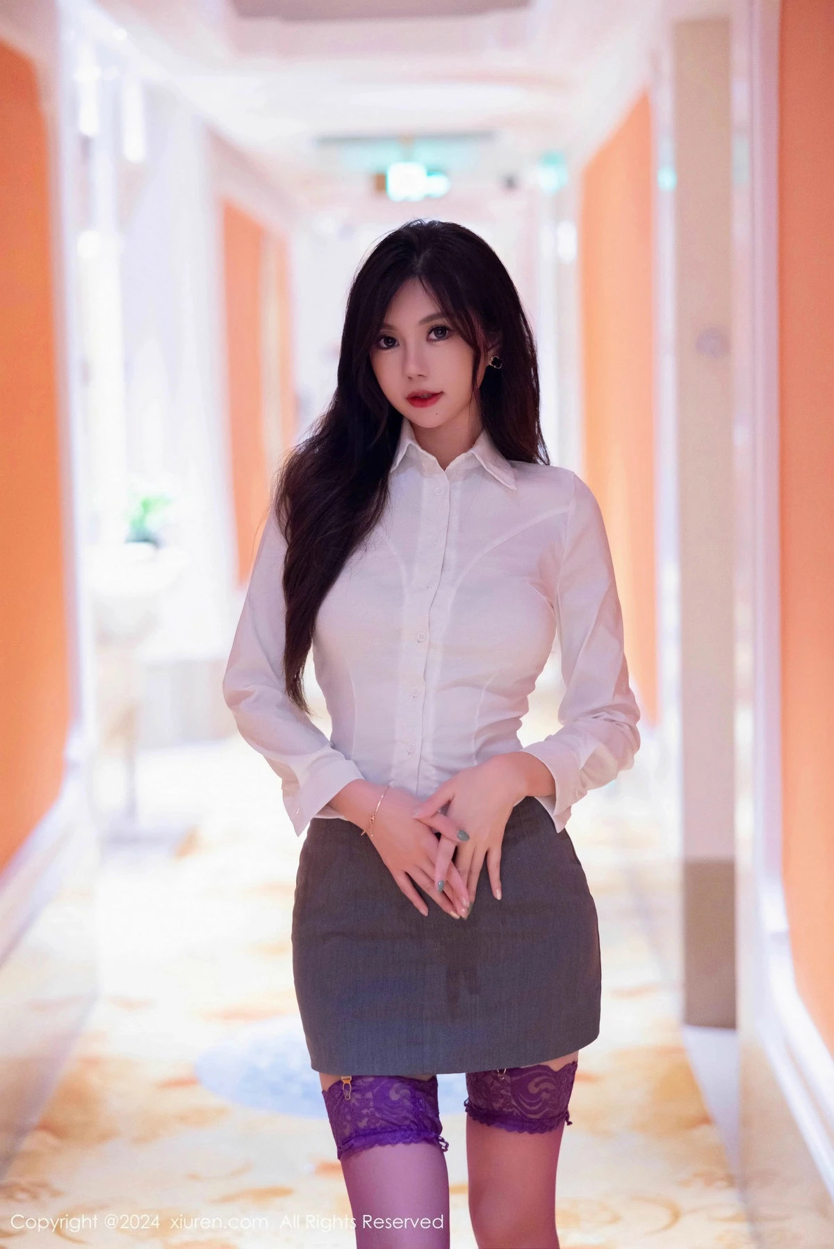 秀人集.com_[XiuRen秀人网]No.9631_女神绮里嘉ula性感OL服饰露紫色蕾丝情趣内衣秀惹火身材诱惑写真97P