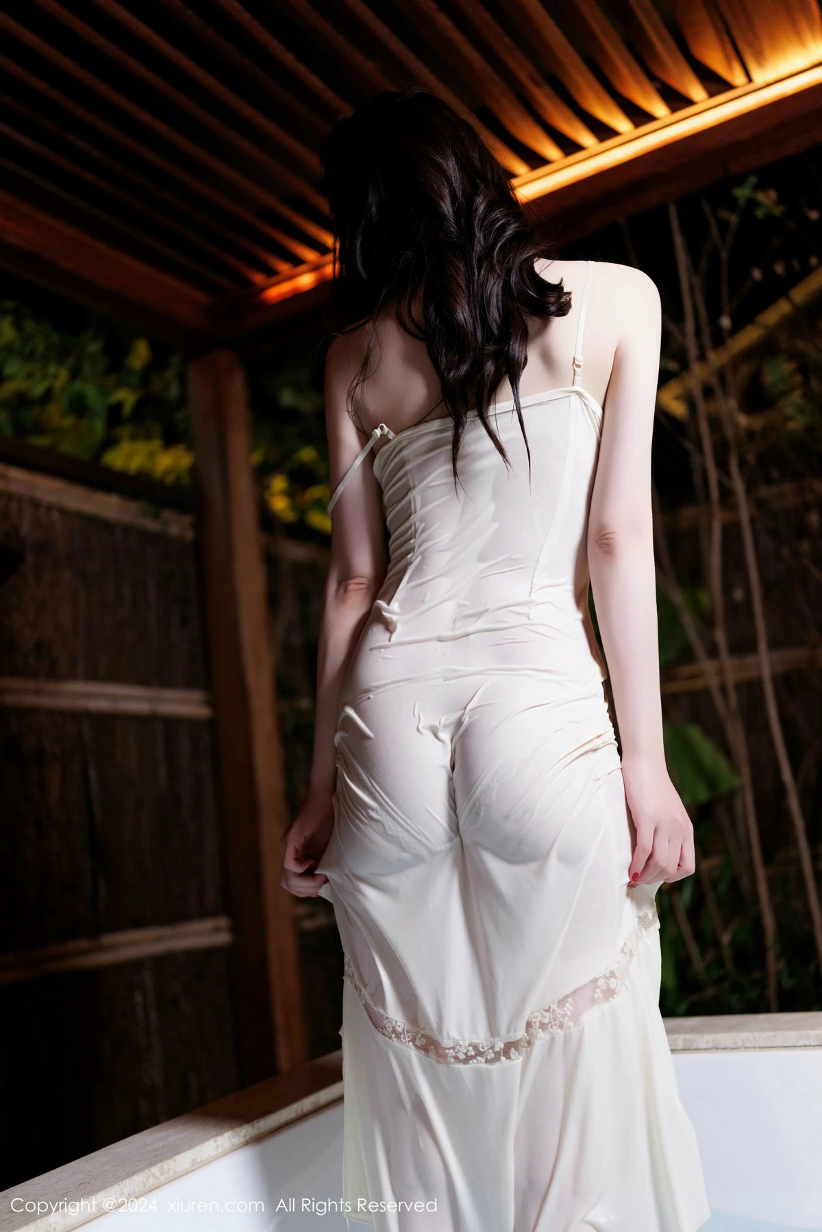 秀人集.com_[XiuRen秀人网]No.9643_模特梦心玥性感白色连衣裙露白色内衣秀高挑曼妙身姿诱惑写真85P