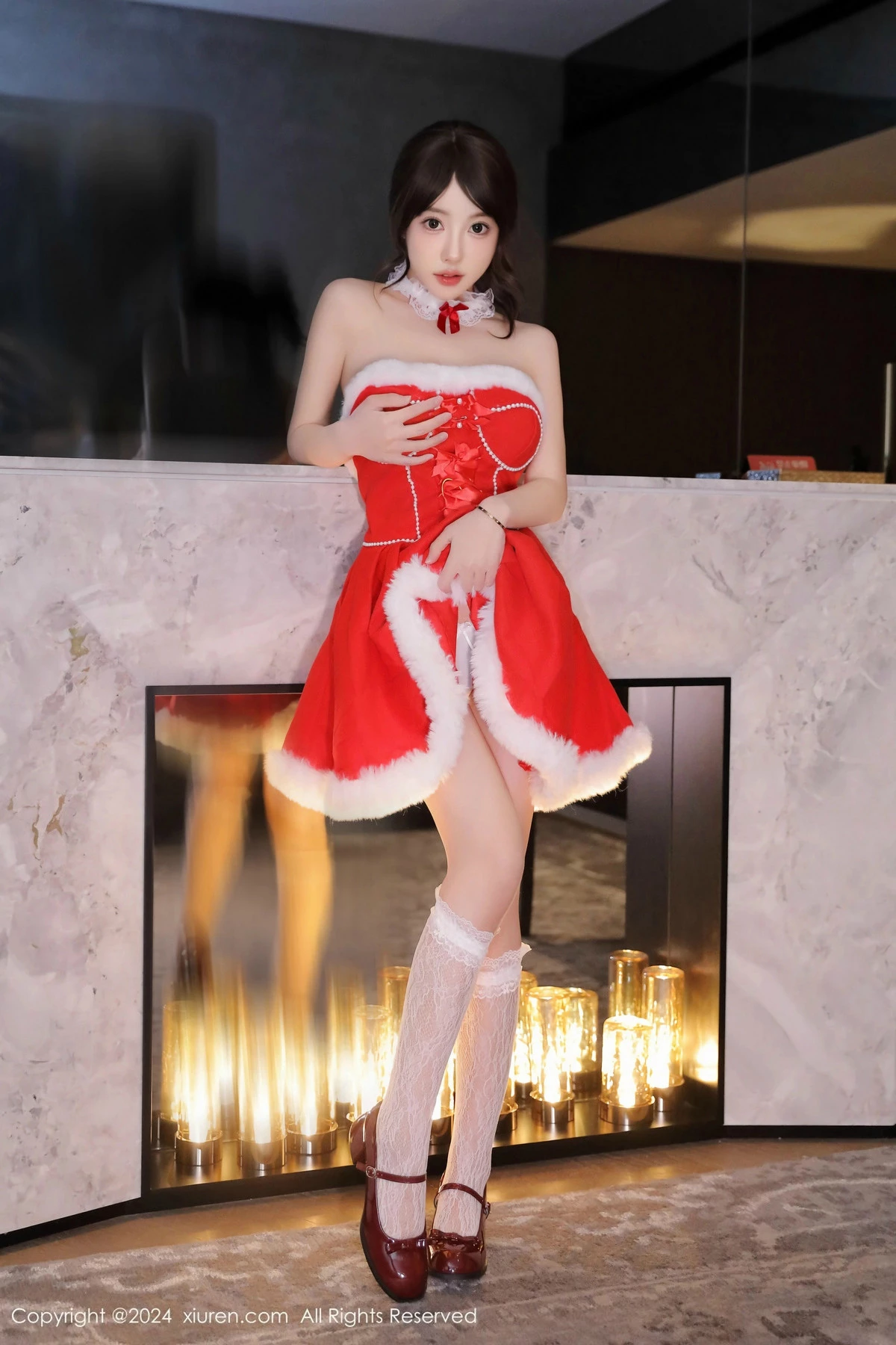 秀人集.com_[XiuRen秀人网]No.9650_模特桃妖夭圣诞主题性感红色短裙配白丝袜秀惹火身材诱惑写真78P