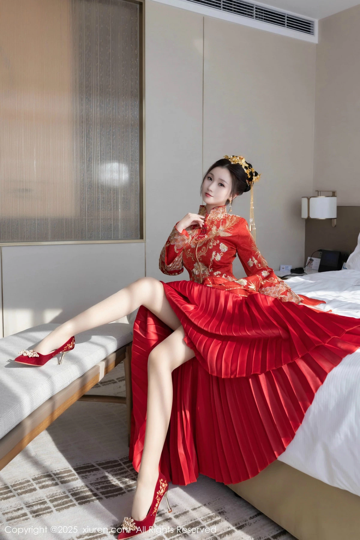 秀人集.com_[XiuRen秀人网]No.9811_模特杏子Yada性感新娘装红色情趣内衣配超薄肉丝秀美腿诱惑写真84P