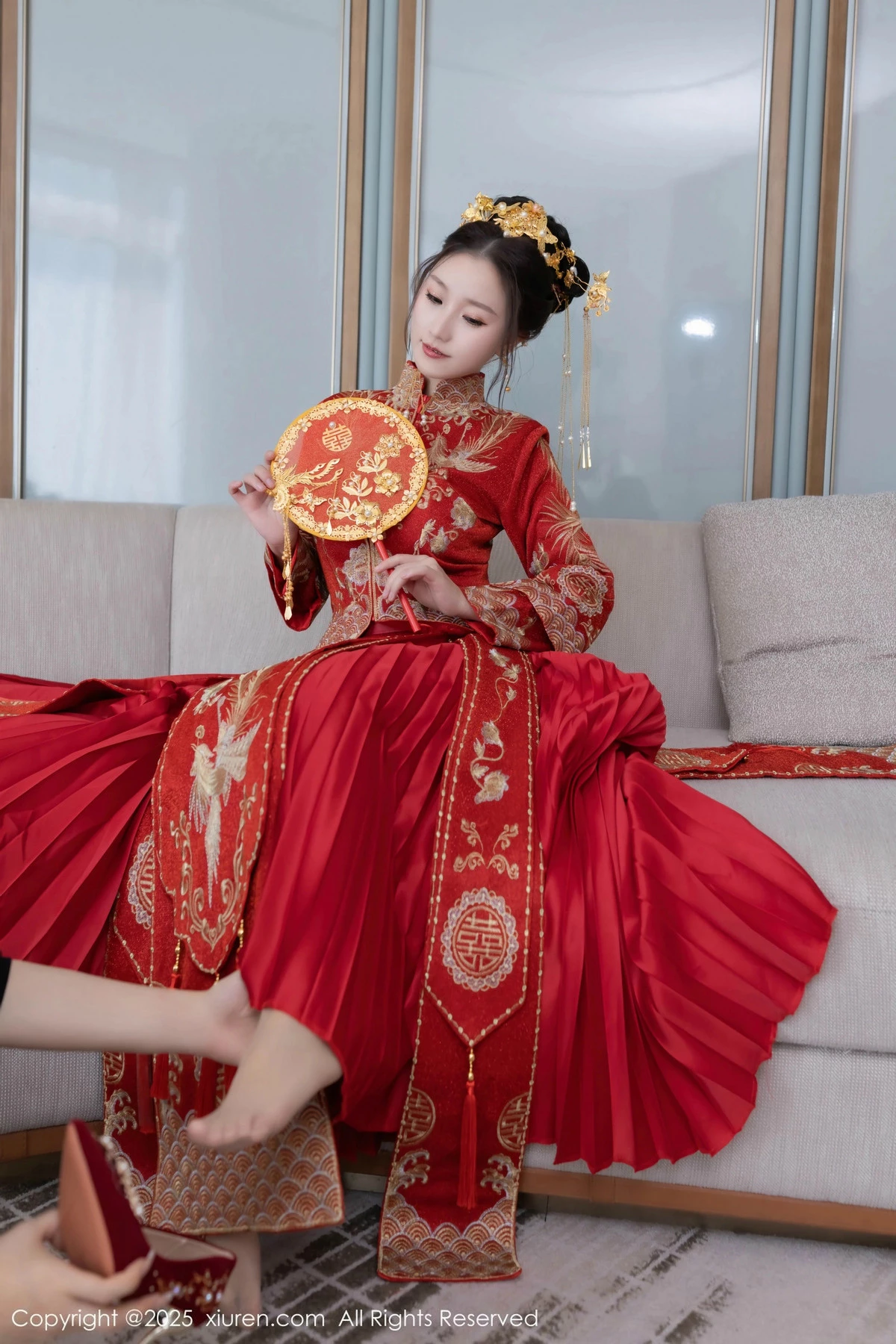 秀人集.com_[XiuRen秀人网]No.9811_模特杏子Yada性感新娘装红色情趣内衣配超薄肉丝秀美腿诱惑写真84P