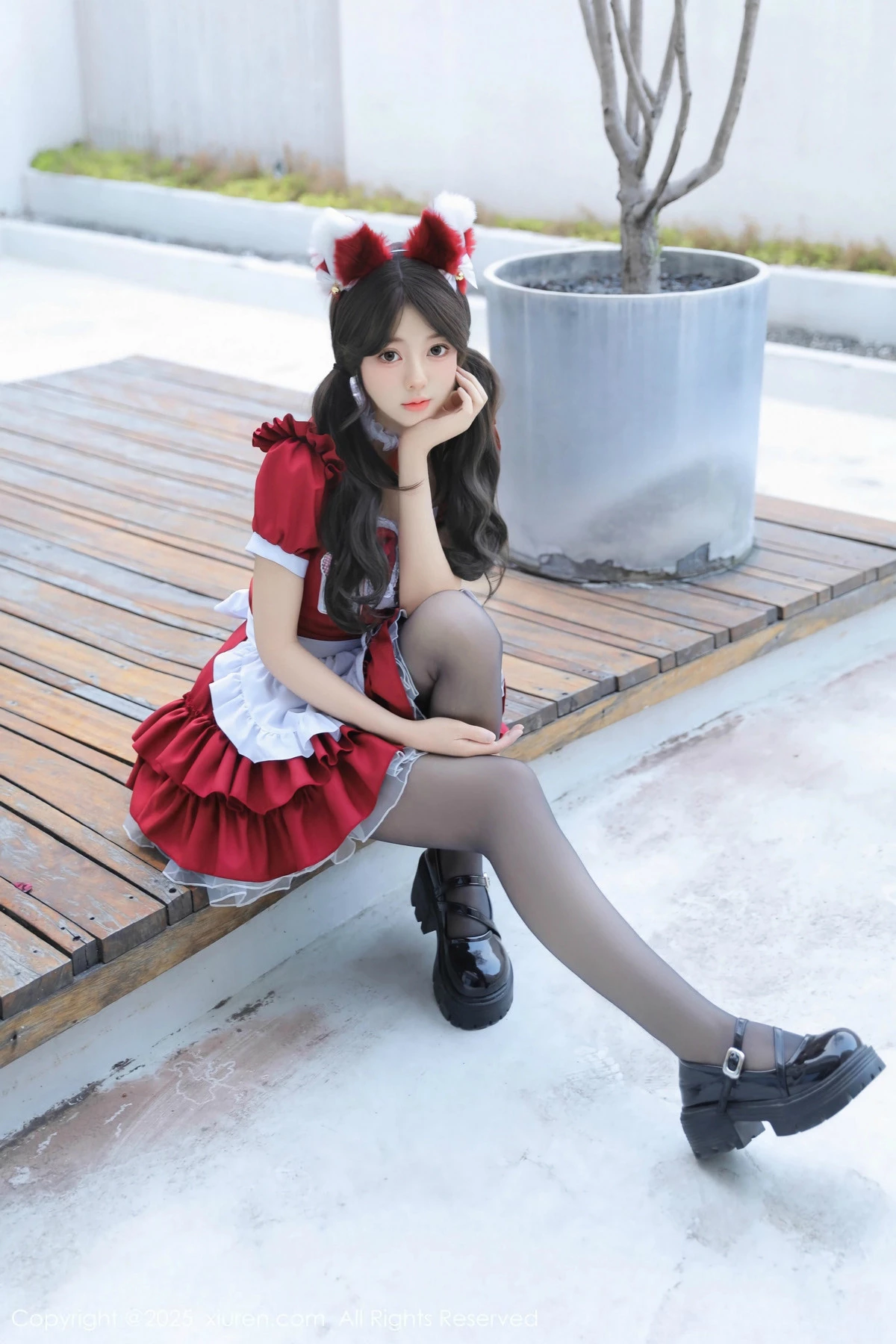 秀人集.com_[XiuRen秀人网]No.9814_模特桃妖夭红色喜庆女仆服露红色内衣配超薄黑丝秀美腿诱惑写真87P