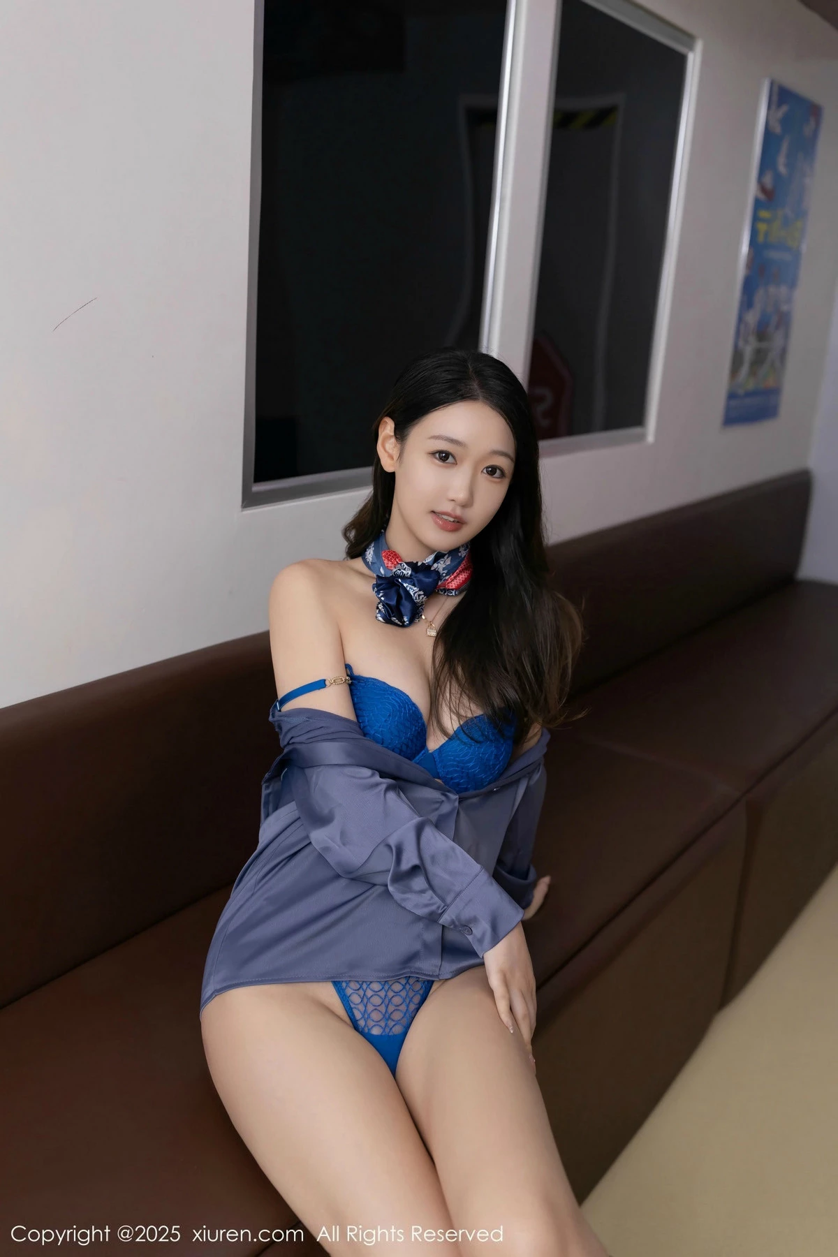 秀人集.com_[XiuRen秀人网]No.9824_模特唐安琪性感深色空姐制服露蓝色蕾丝内衣秀曼妙身姿诱惑写真83P