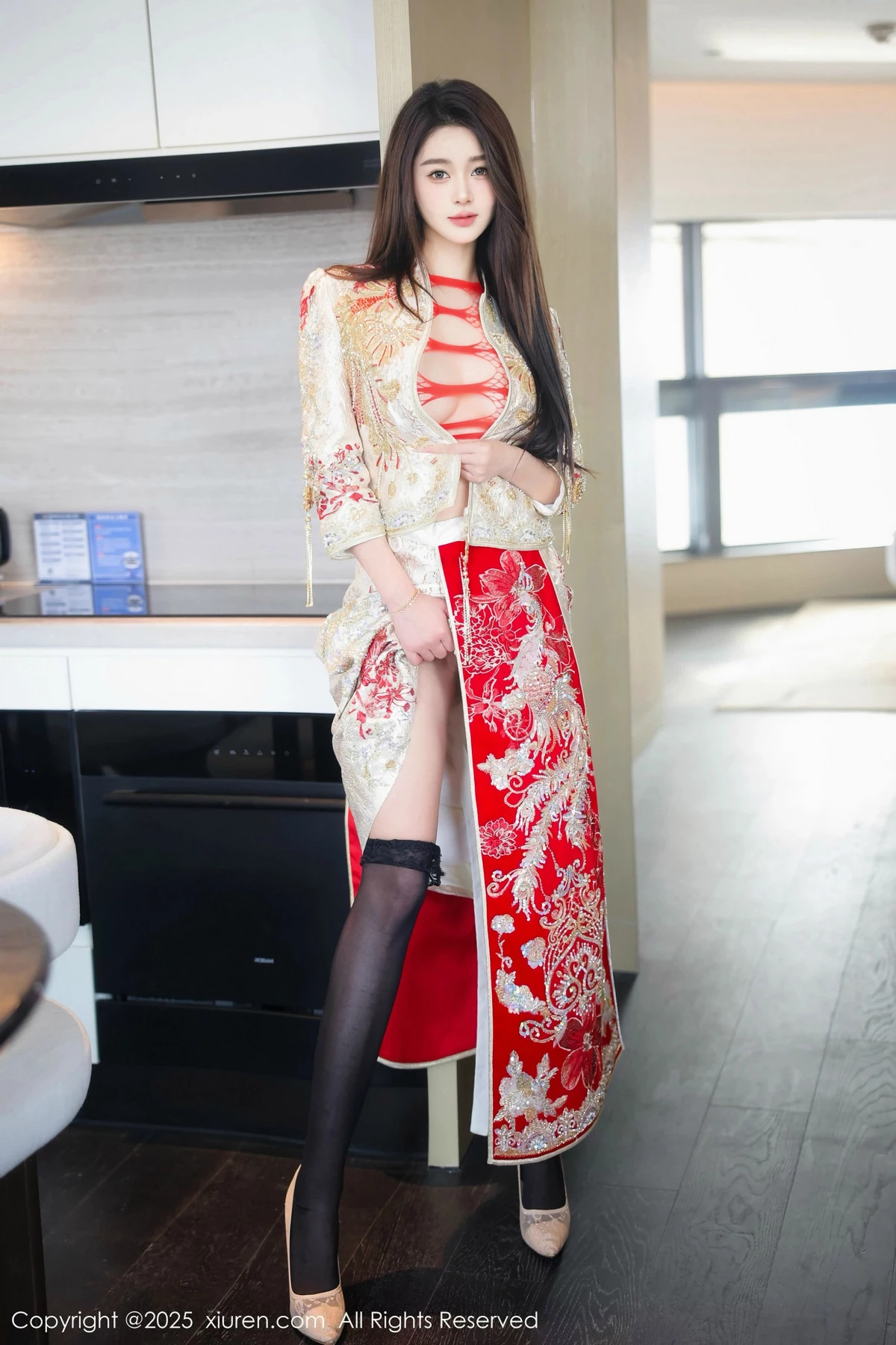 秀人集.com_[XiuRen秀人网]No.9833_模特Candy糖糖性感喜庆服饰露红色情趣服饰秀丰腴身材诱惑写真88P