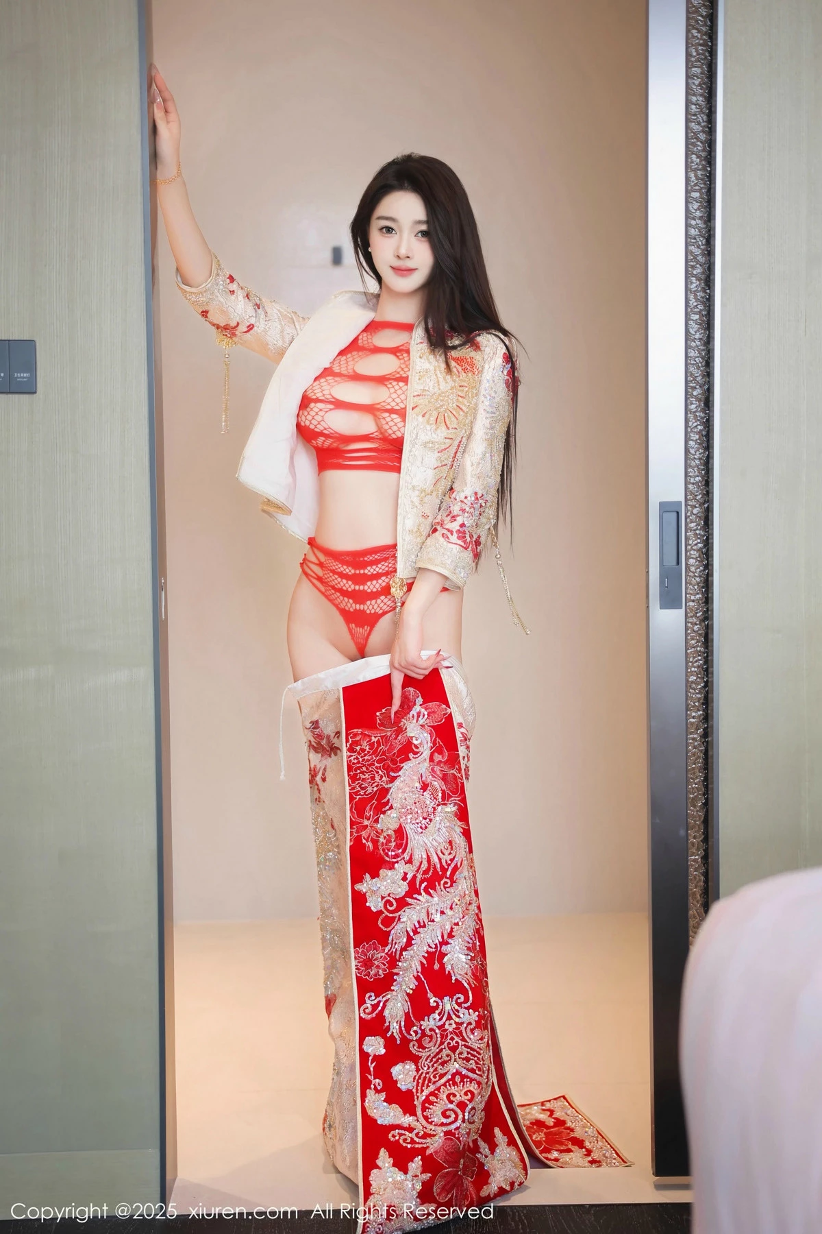 秀人集.com_[XiuRen秀人网]No.9833_模特Candy糖糖性感喜庆服饰露红色情趣服饰秀丰腴身材诱惑写真88P