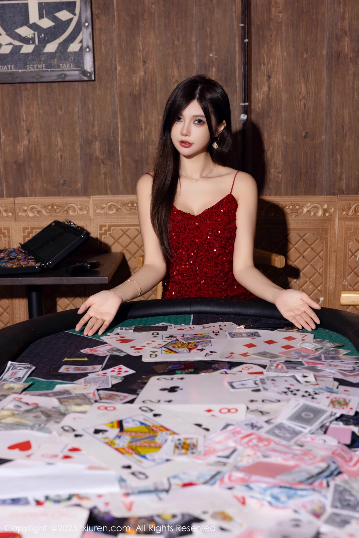 秀人集.com_[XiuRen秀人网]No.9828_女神绮里嘉ula性感红色吊带短裙配超薄肉丝秀曼妙身姿诱惑写真82P