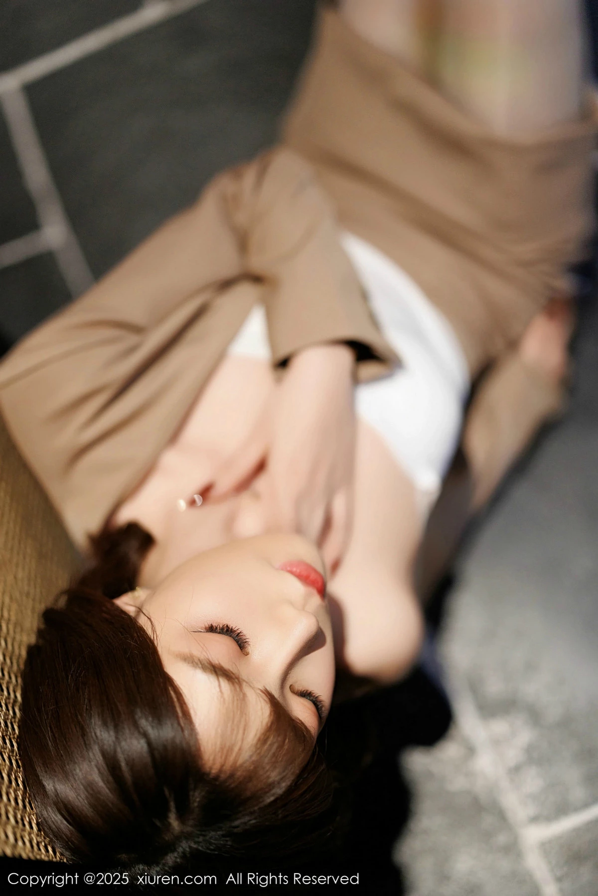 秀人集.com_[XiuRen秀人网]No.9844_女神徐莉芝Booty多套性感服饰穿搭配原色丝袜秀曼妙身姿诱惑写真88P