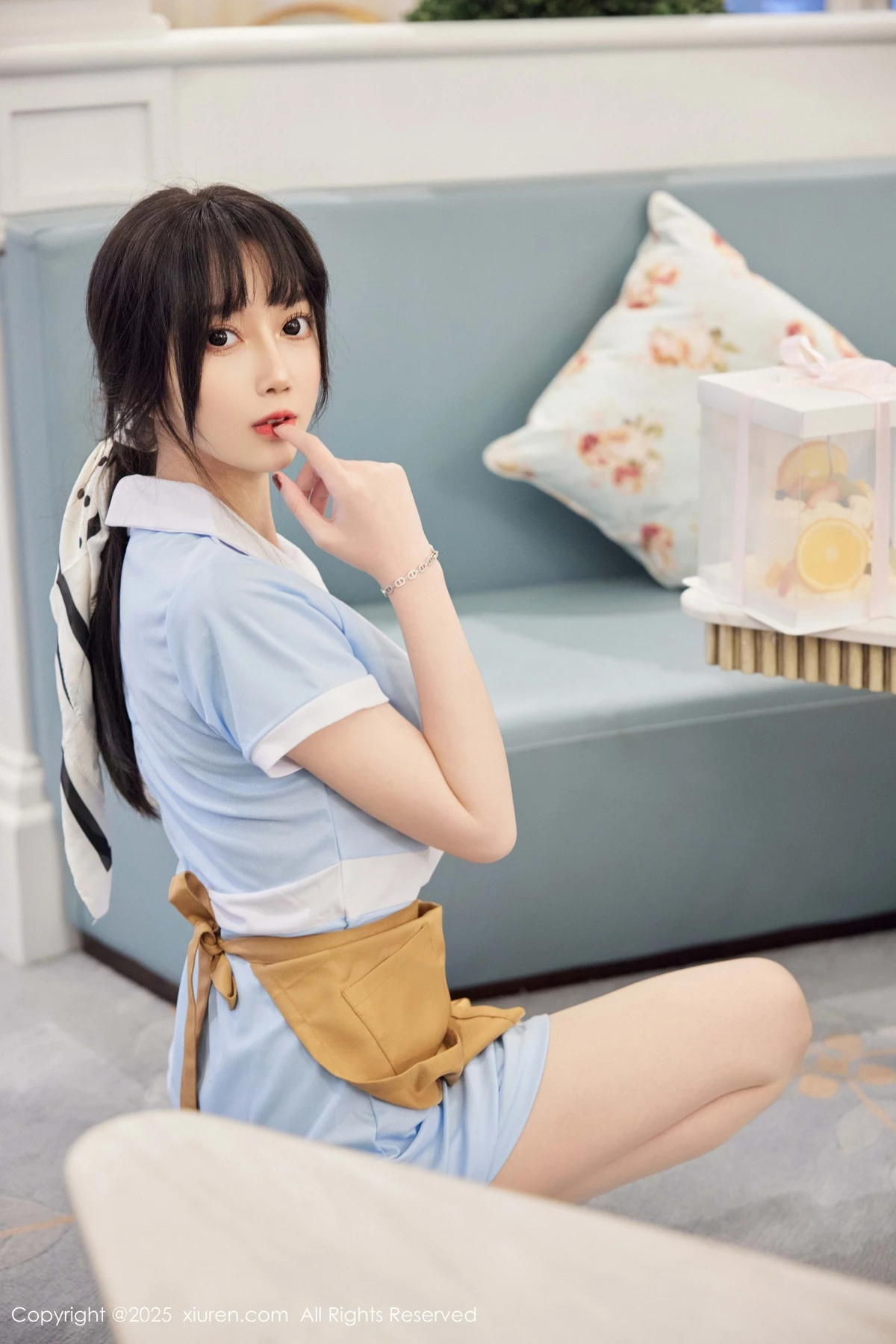 秀人集.com_[XiuRen秀人网]No.9864_模特玥儿玥er性感蓝色连衣短裙配超薄肉丝秀曼妙身材诱惑写真82P