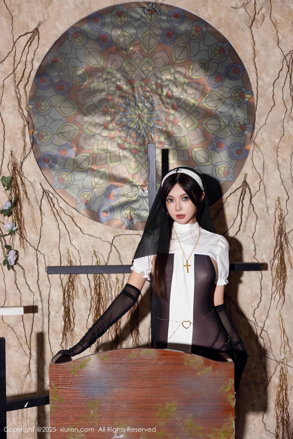 秀人集.com_[XiuRen秀人网]No.9774_女神绮里嘉ula性感修女服饰配超薄连体黑丝秀完美身材诱惑写真79P