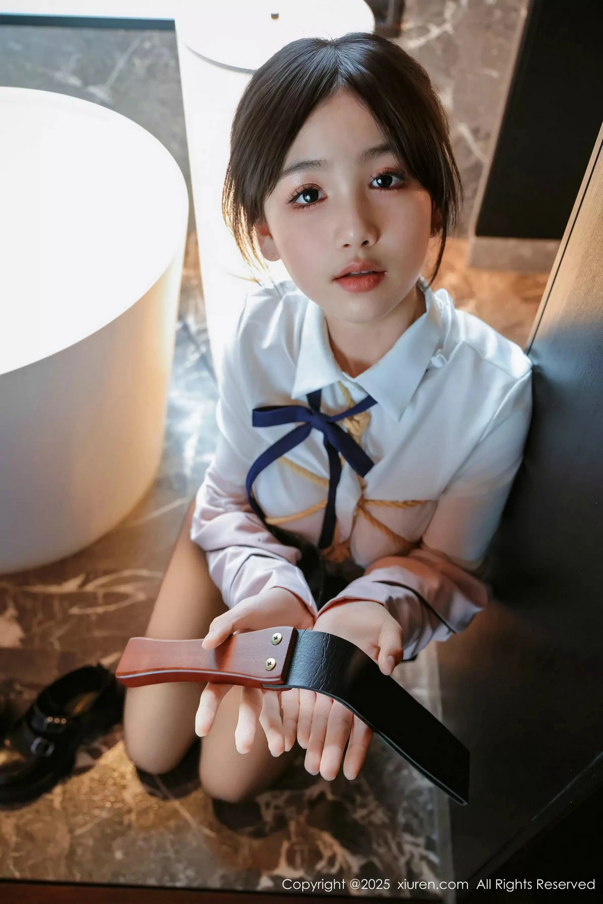 秀人集.com_[XiuRen秀人网]No.9949_模特奶芙乔乔捆绑主题性感JK制服配超薄黑丝秀凹凸身材诱惑写真72P