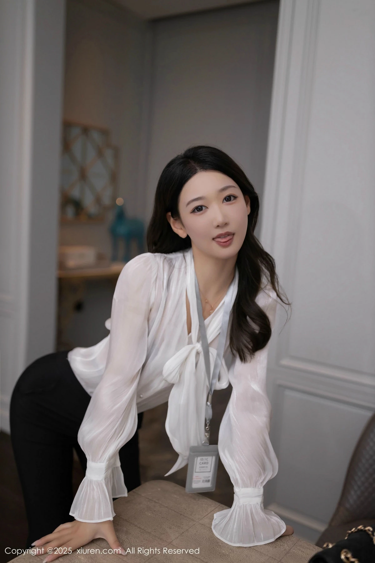 秀人集.com_[XiuRen秀人网]No.9960_模特唐安琪性感白衬衫露黑色内衣配超薄黑丝秀柔美身姿诱惑写真82P