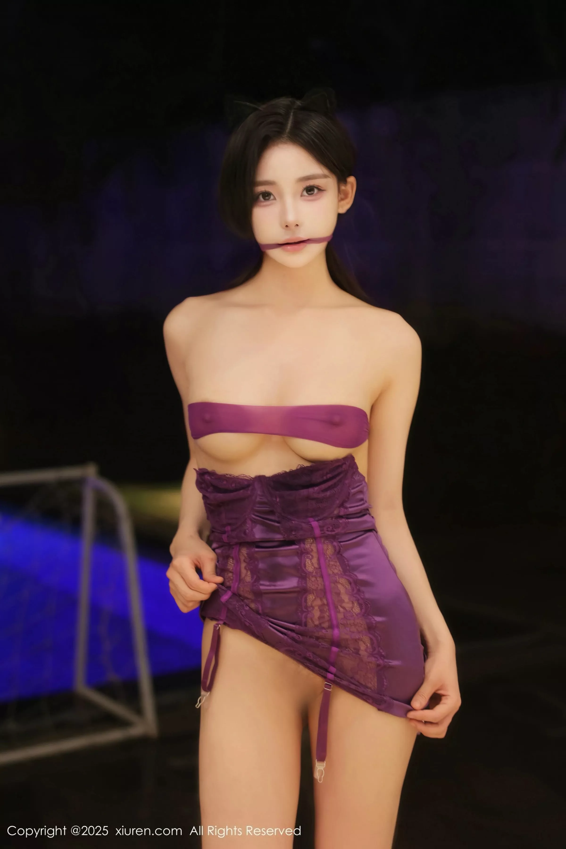 秀人集.com_[XiuRen秀人网]No.9998_模特白浅浅泳池场景紫色情趣服饰配紫丝吊袜秀凹凸身材诱惑写真84P