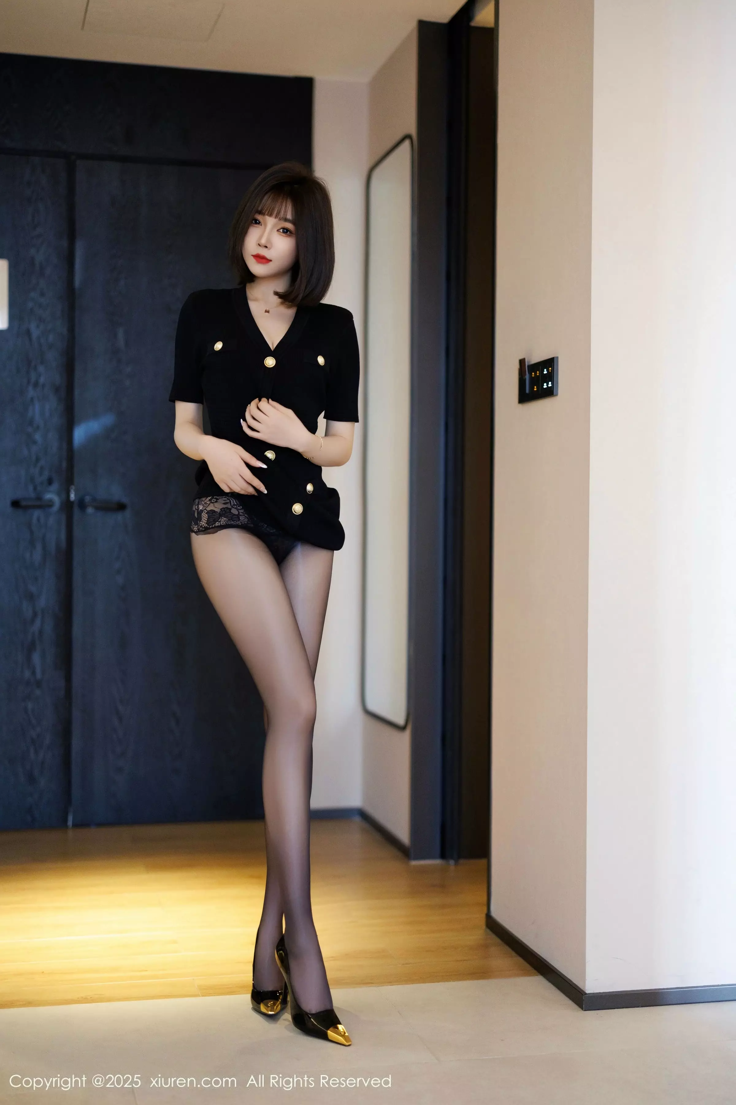 秀人集.com_[XiuRen秀人网]No.10013_女神徐莉芝Booty性感黑色蕾丝内衣配超薄黑丝秀完美身材诱惑写真90P