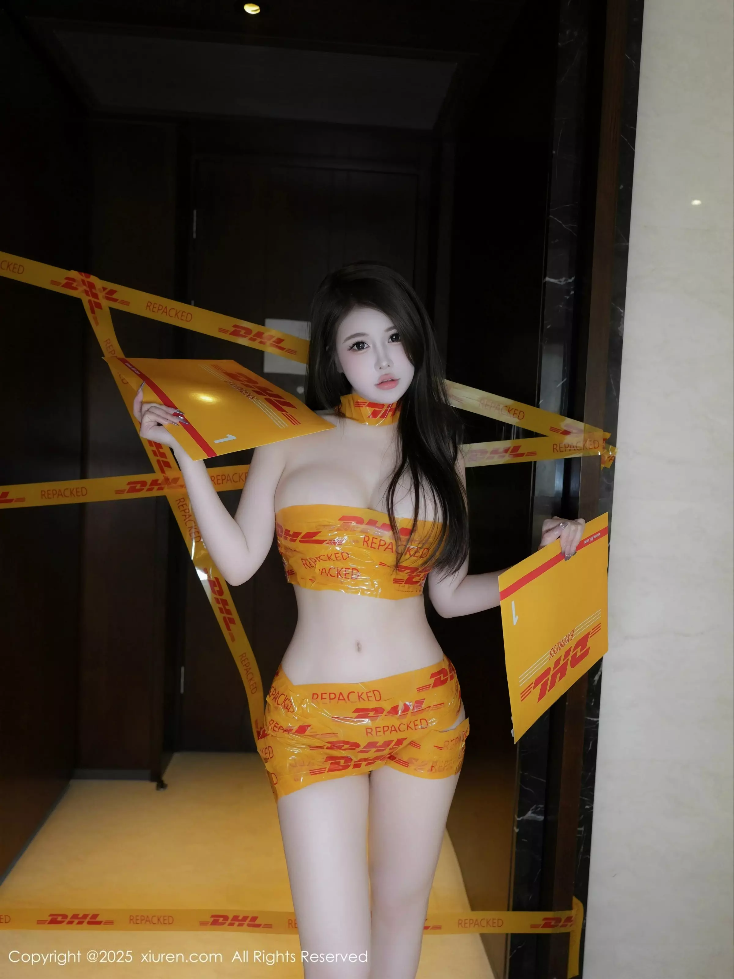 秀人集.com_[XiuRen秀人网]No.10016_模特甜妮户外性感黄色胶带裹身秀完美身材白嫩肌肤诱惑写真76P