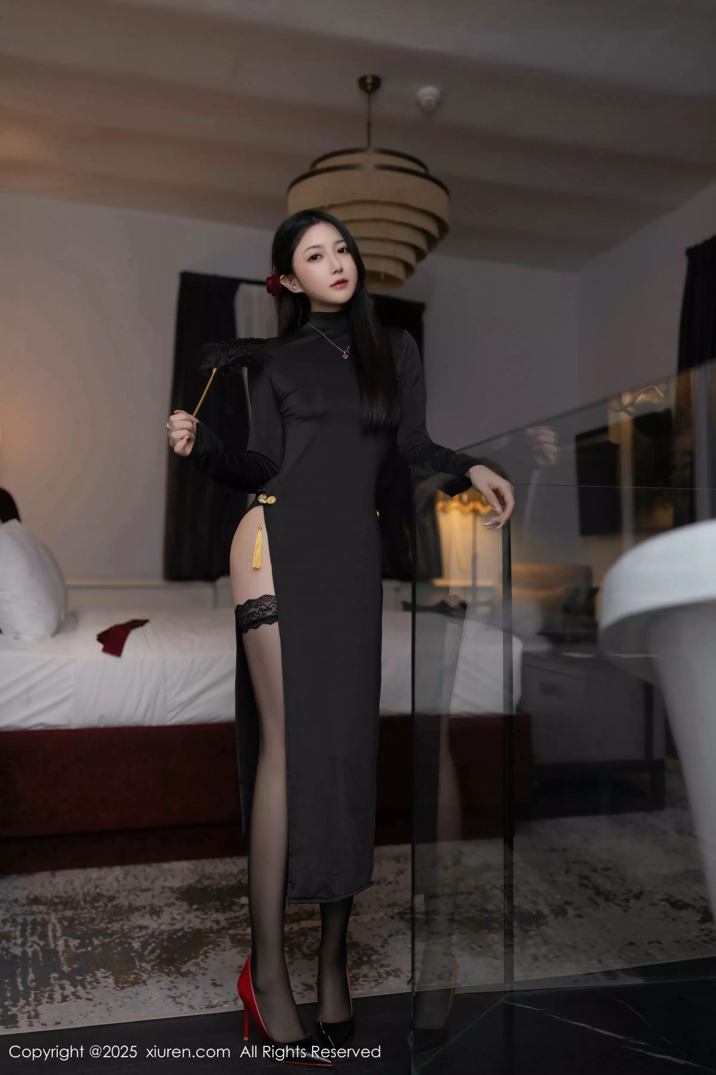 秀人集.com_[XiuRen秀人网]No.10023_模特鱼子酱Fish性感黑色连衣长裙配超薄黑丝秀婀娜身材诱惑写真80P