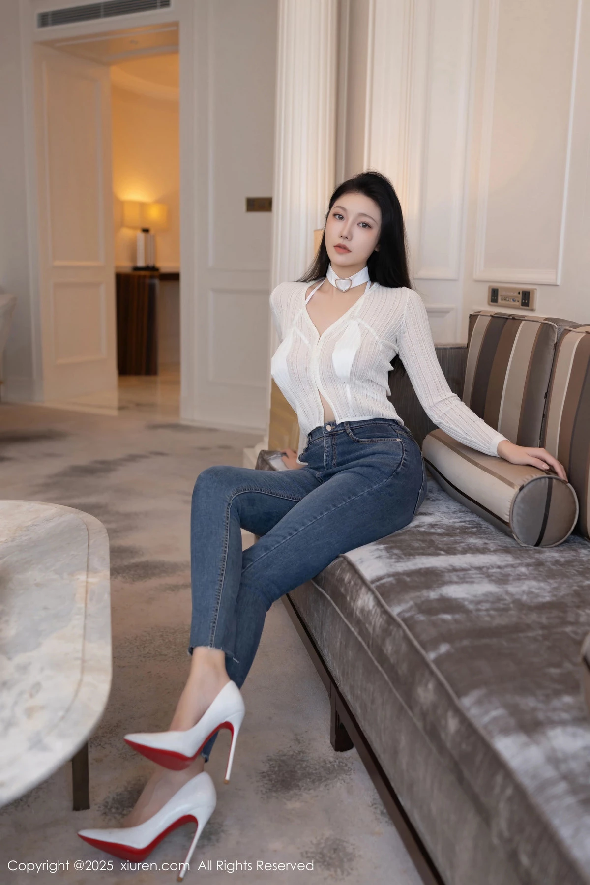 秀人集.com_[XiuRen秀人网]No.9900_模特安然anran性感白色情趣内衣配白丝袜秀曼妙身姿撩人诱惑写真83P