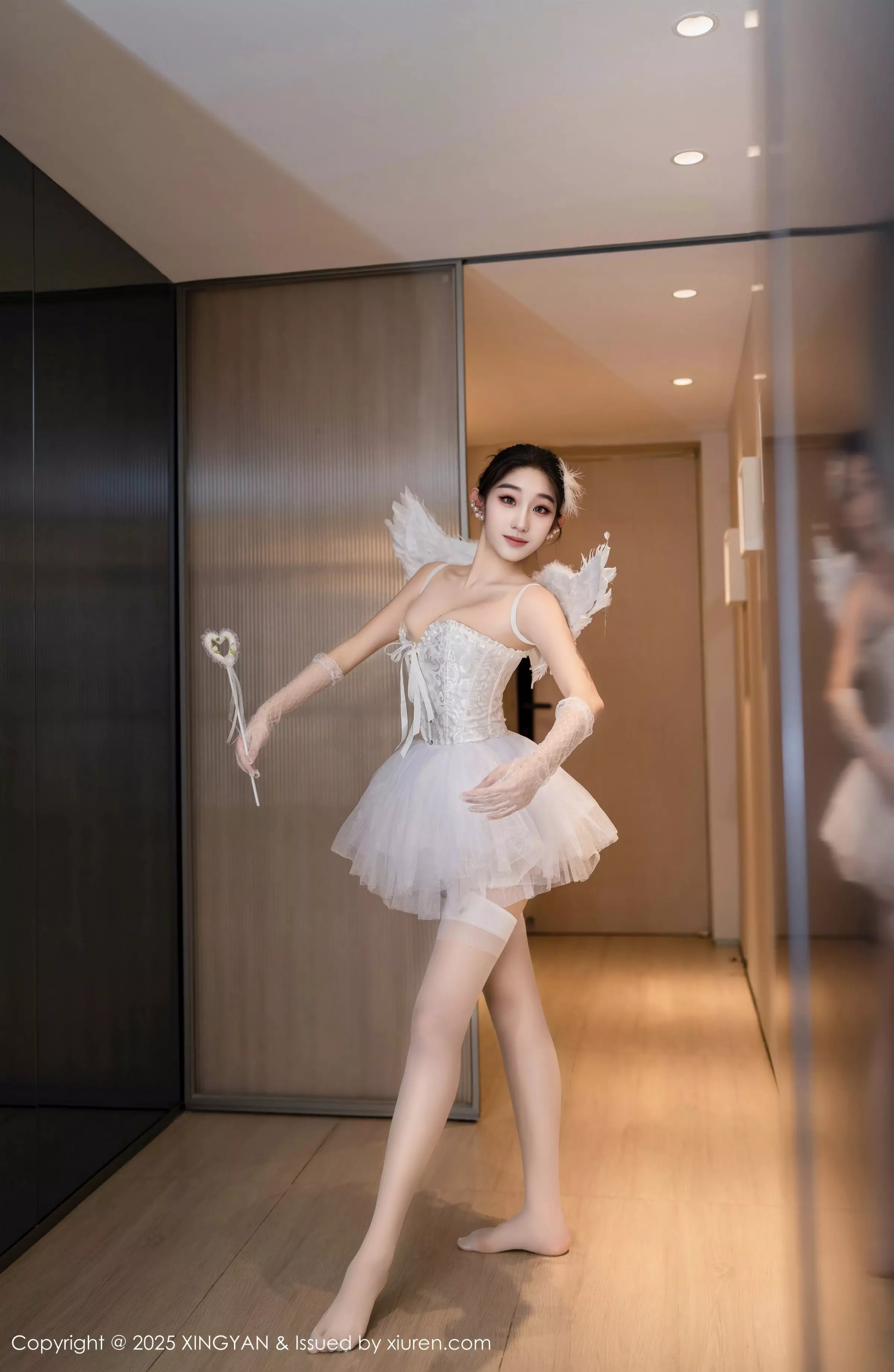 秀人集.com_[XINGYAN星颜社]VOL.324_模特星冉性感白色芭蕾吊带裙配白丝吊袜秀曼妙身姿诱惑写真78P