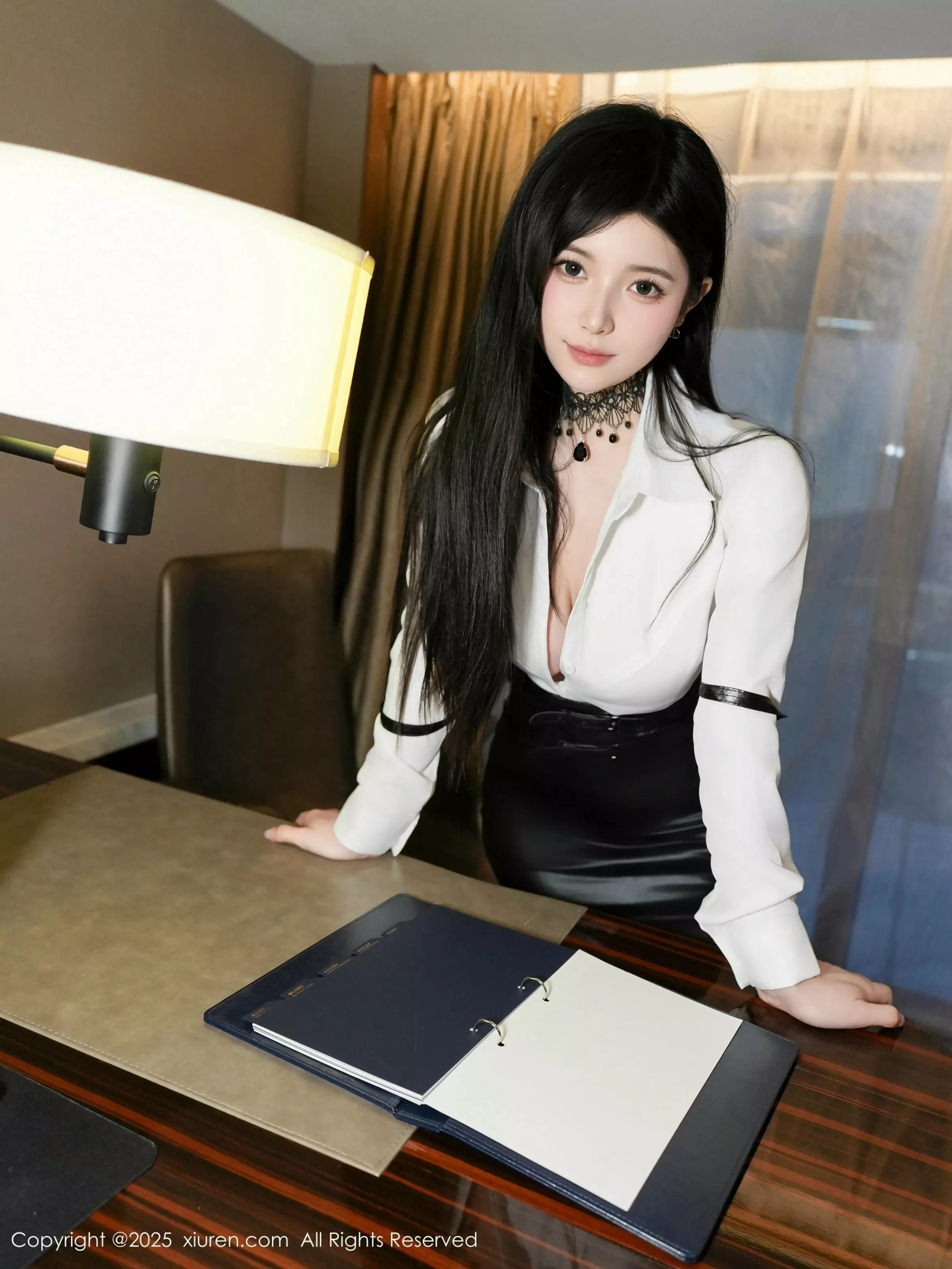 秀人集.com_[XiuRen秀人网]No.10082_模特优酱性感白色衬衫配超薄无内黑丝秀凹凸身材惹火诱惑写真48P