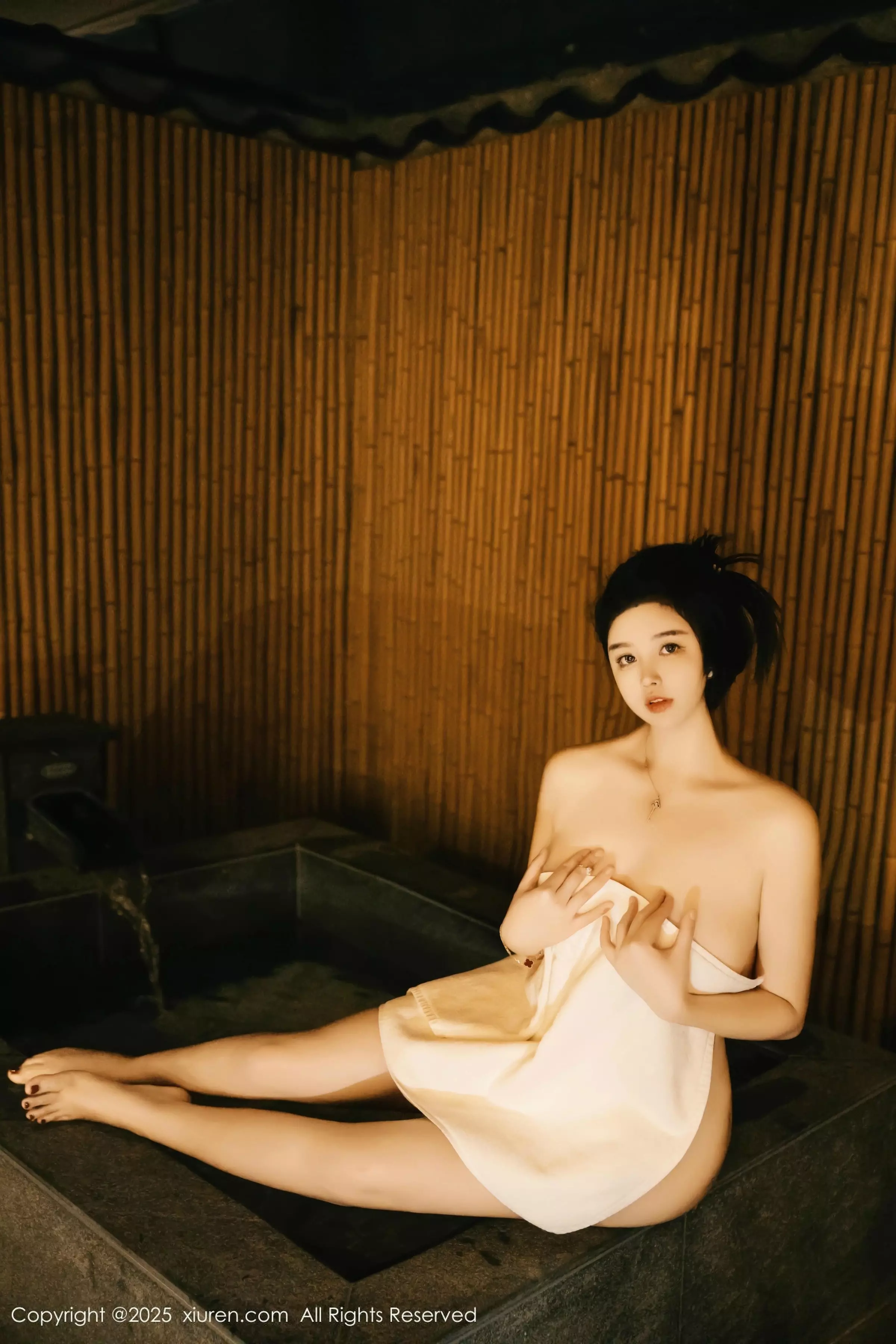 秀人集.com_[XiuRen秀人网]No.10091_模特林若凡F温泉主题性感白色浴巾半撩秀丰腴身材惹火诱惑写真37P