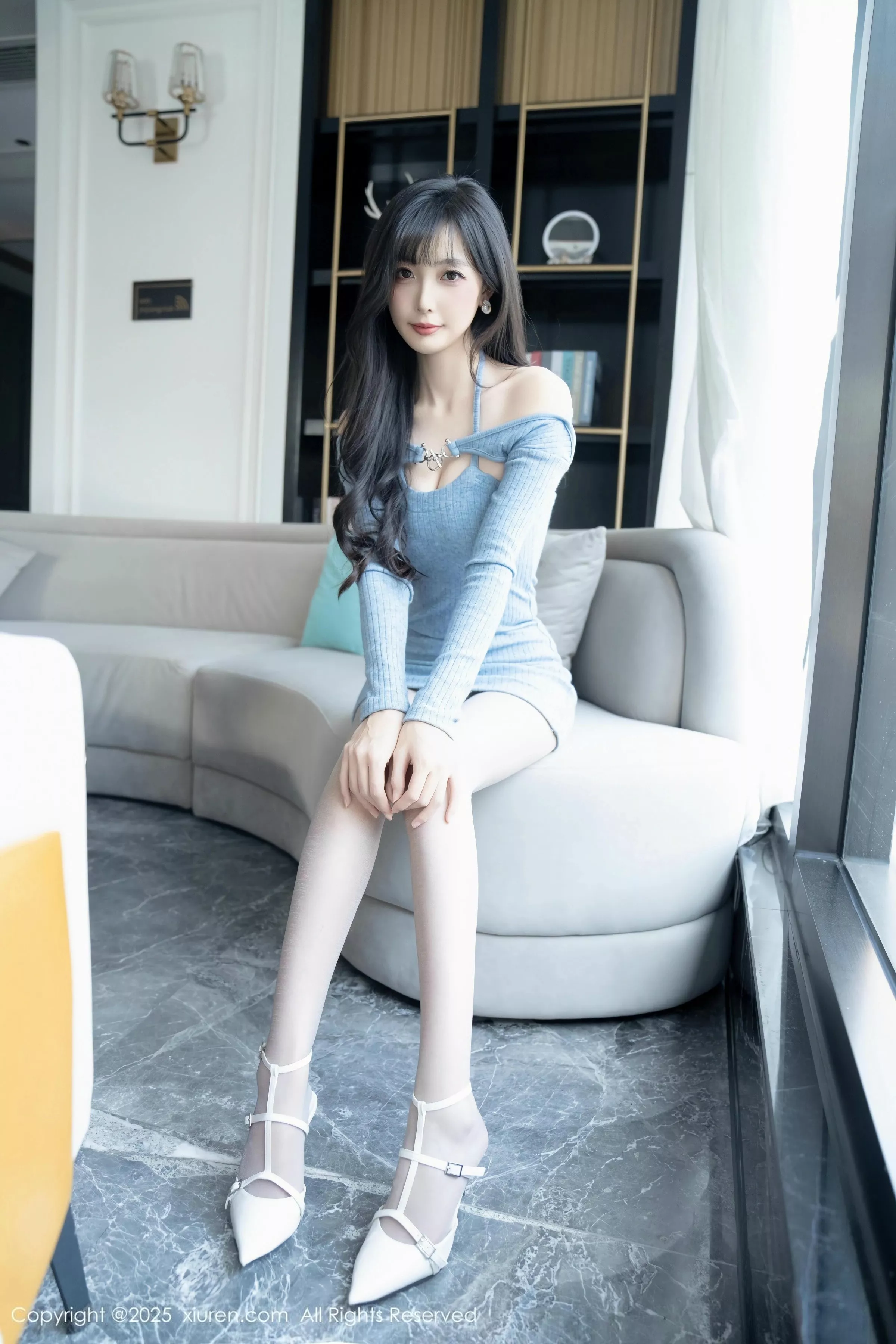 秀人集.com_[XiuRen秀人网]No.10124_模特樱桃小阑子性感浅蓝色连衣短裙配灰丝袜秀曼妙身姿诱惑写真86P