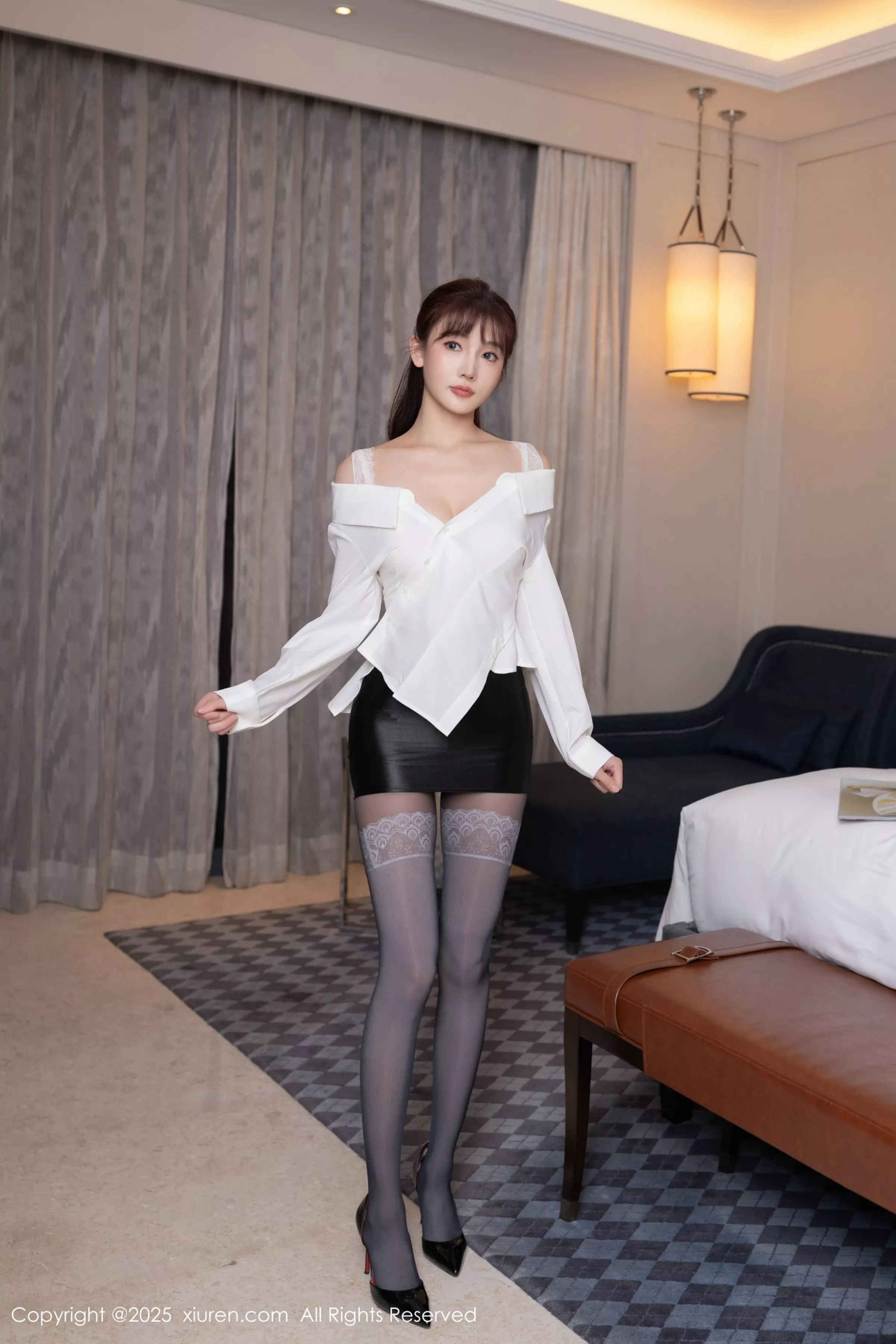 秀人集.com_[XiuRen秀人网]No.10166_模特陆萱萱白色衬衫露性感内衣配超薄黑丝秀完美身材诱惑写真80P