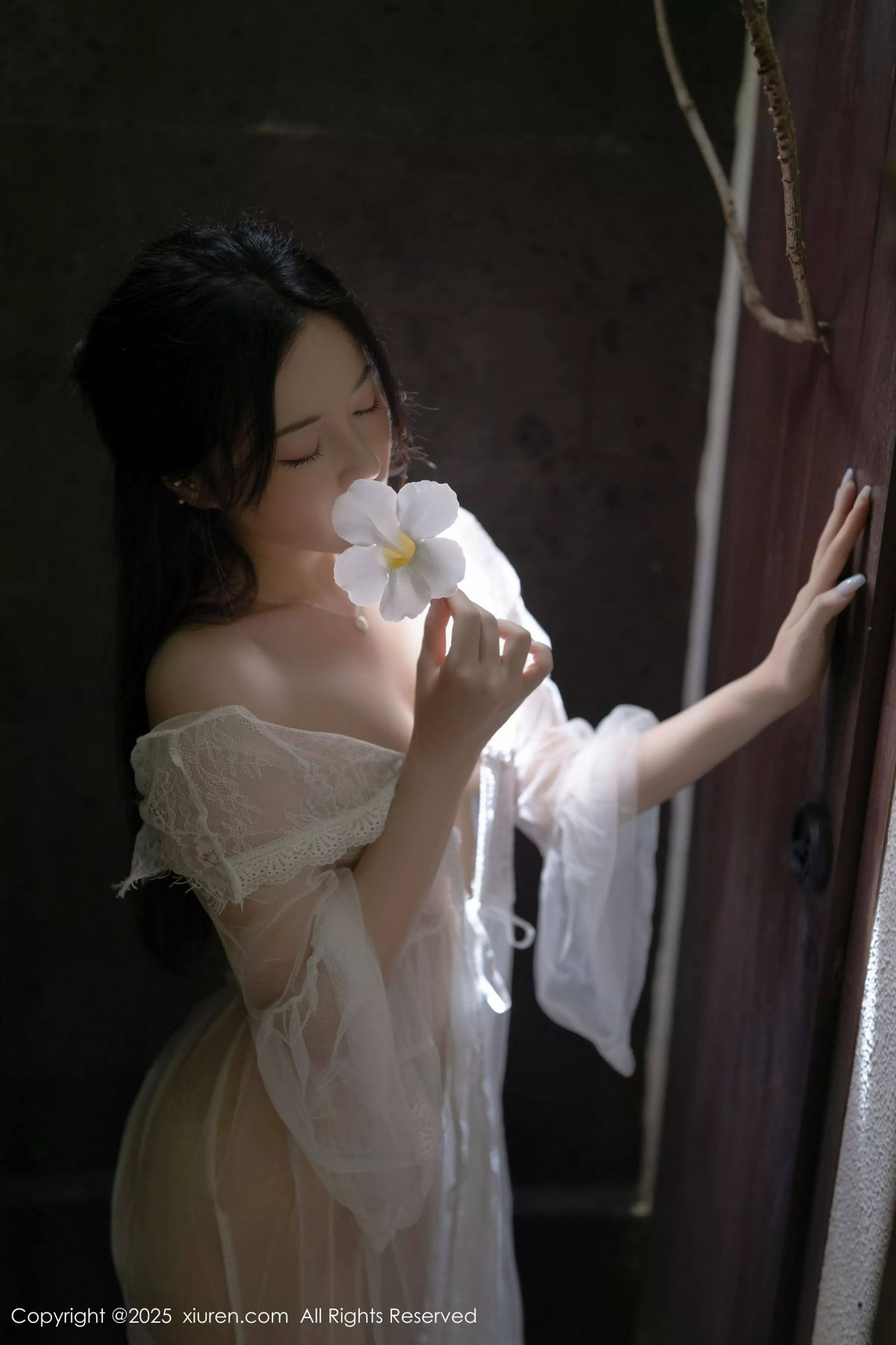 秀人集.com_[XiuRen秀人网]No.10173_模特鱼子酱Fish性感白色轻透连衣裙透视秀惹火身材撩人诱惑写真80P