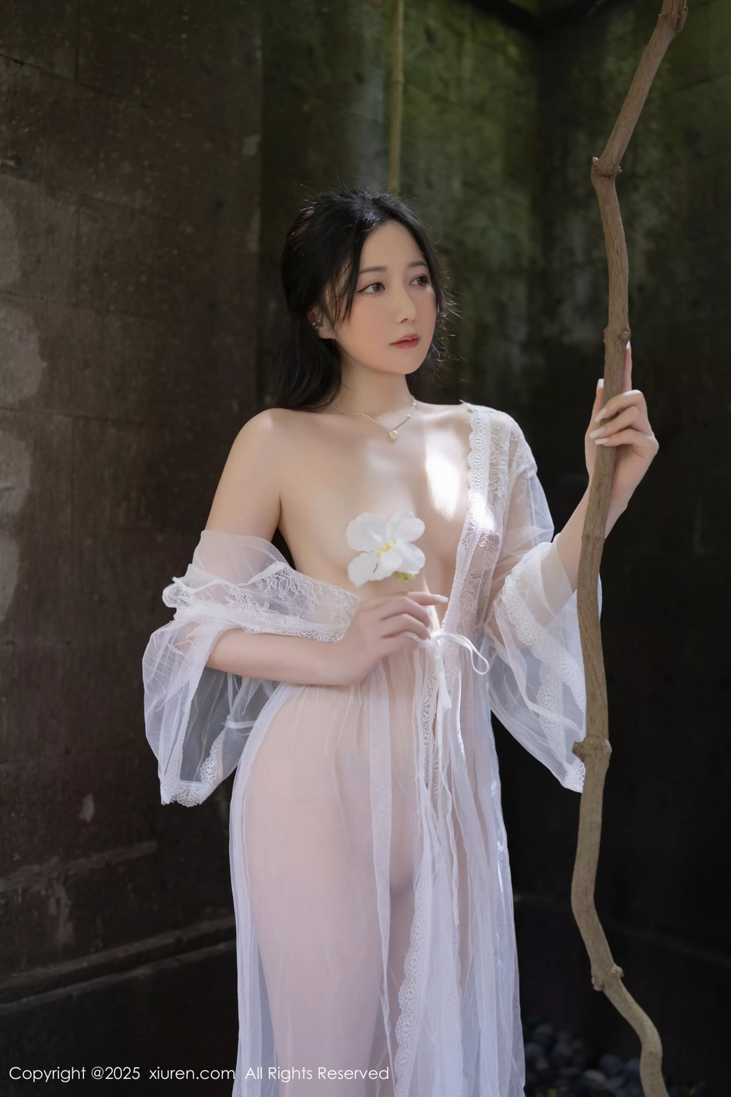 秀人集.com_[XiuRen秀人网]No.10173_模特鱼子酱Fish性感白色轻透连衣裙透视秀惹火身材撩人诱惑写真80P