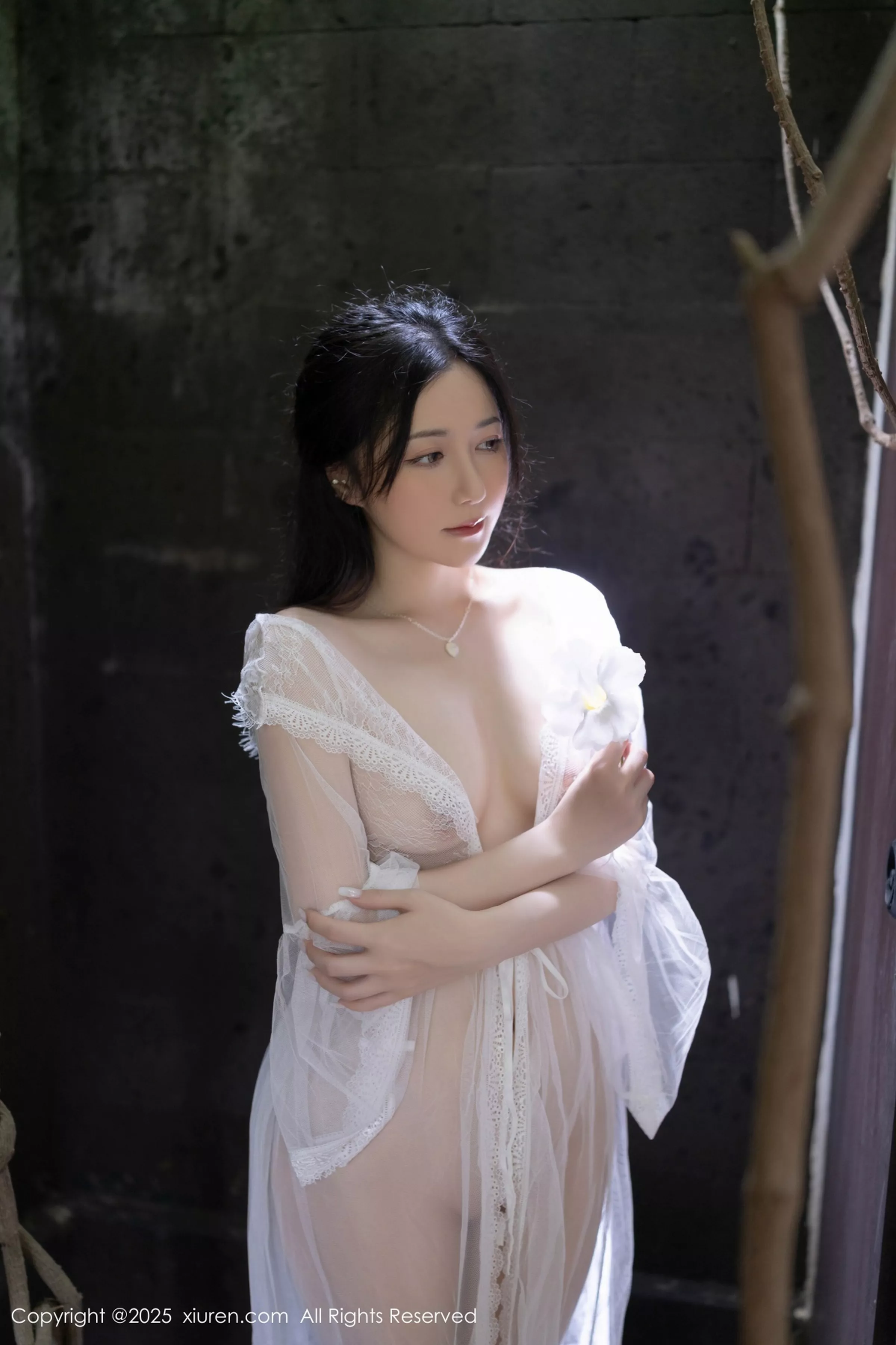 秀人集.com_[XiuRen秀人网]No.10173_模特鱼子酱Fish性感白色轻透连衣裙透视秀惹火身材撩人诱惑写真80P