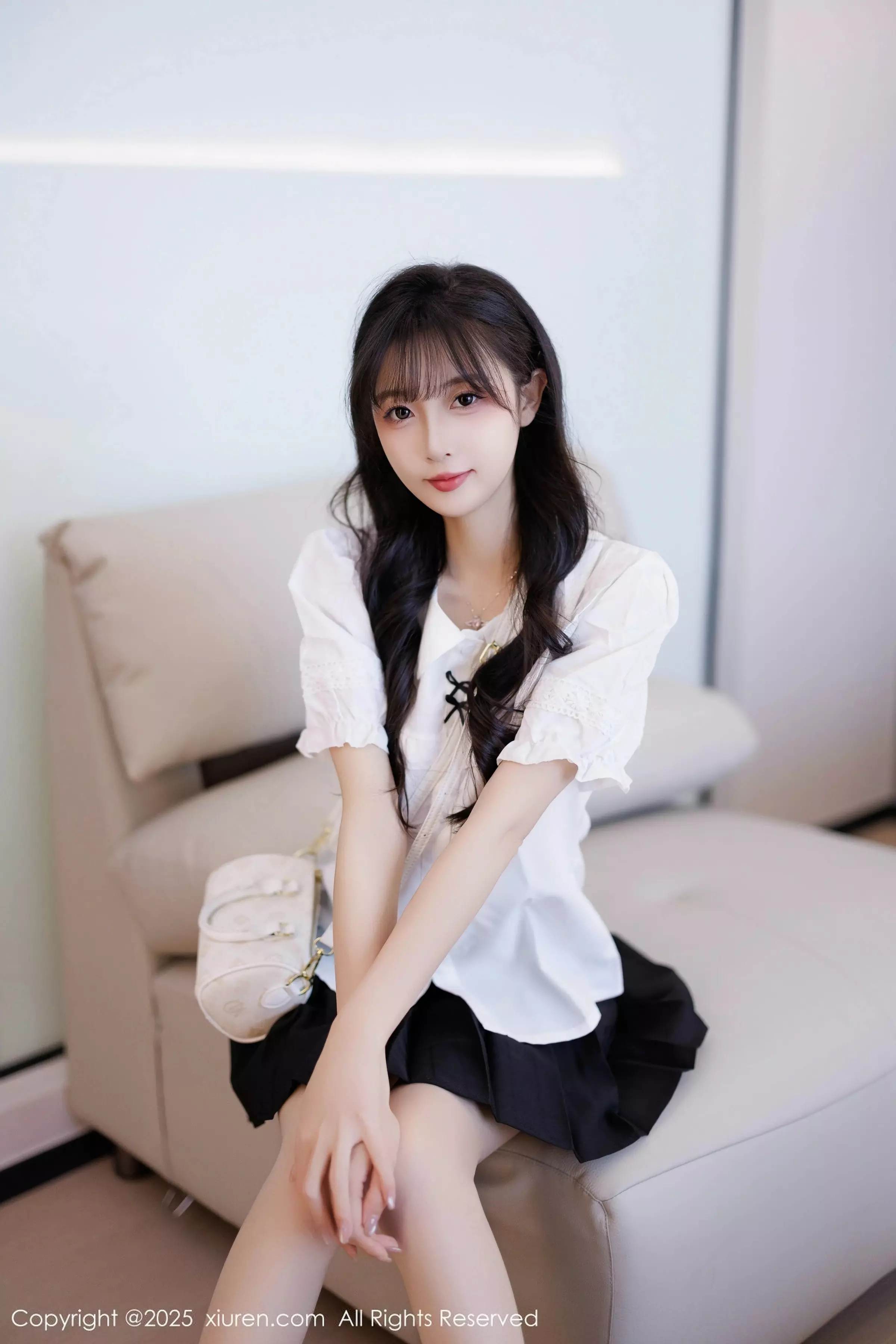 秀人集.com_[XiuRen秀人网]No.10067_模特樱桃小阑子性感白色上衣配黑短裙秀曼妙身姿迷人诱惑写真83P