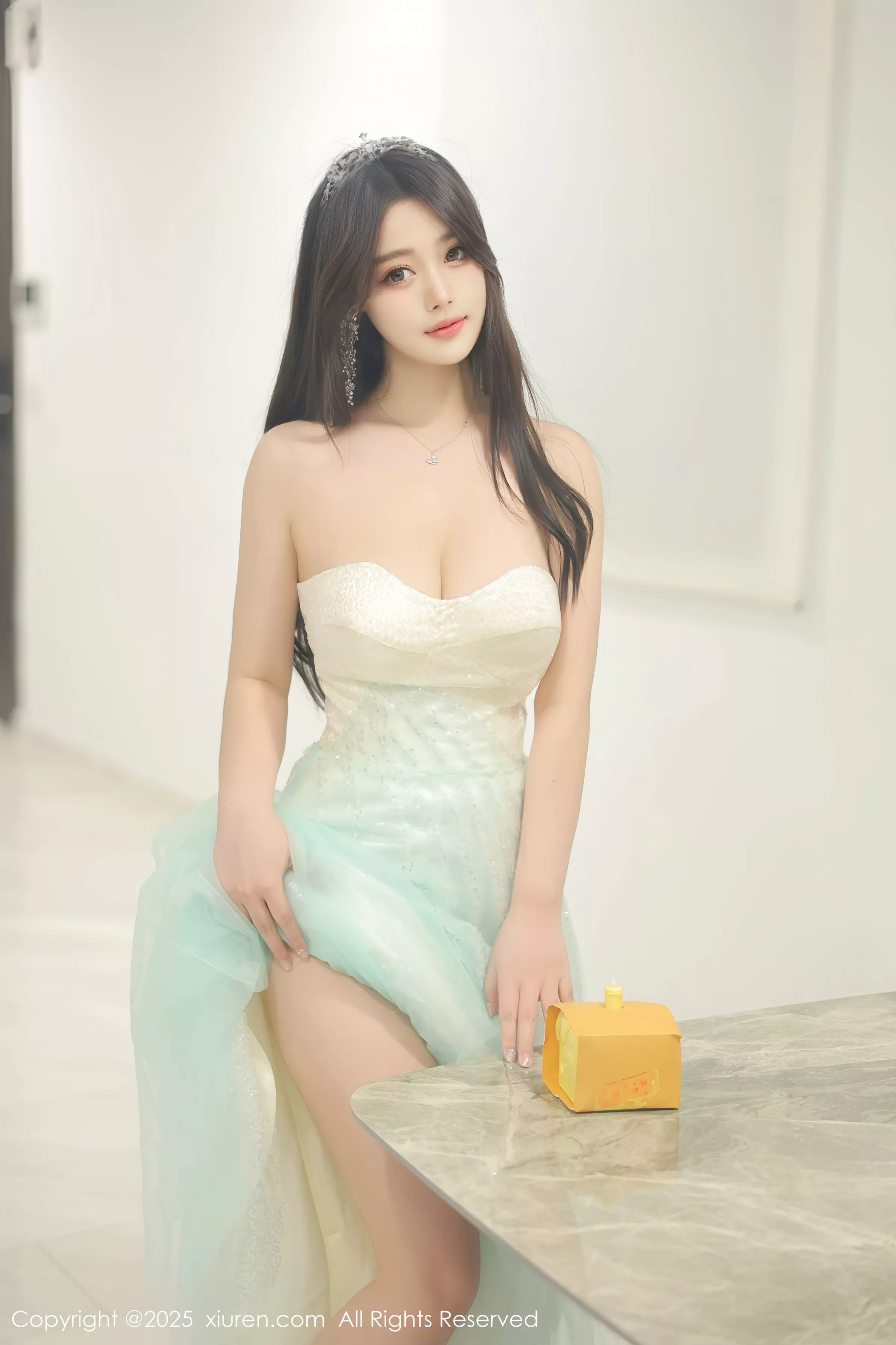 秀人集.com_[XiuRen秀人网]No.10222_模特蛋蛋宝性感紫色蕾丝内衣配超薄丝袜秀丰满身材撩人诱惑写真78P