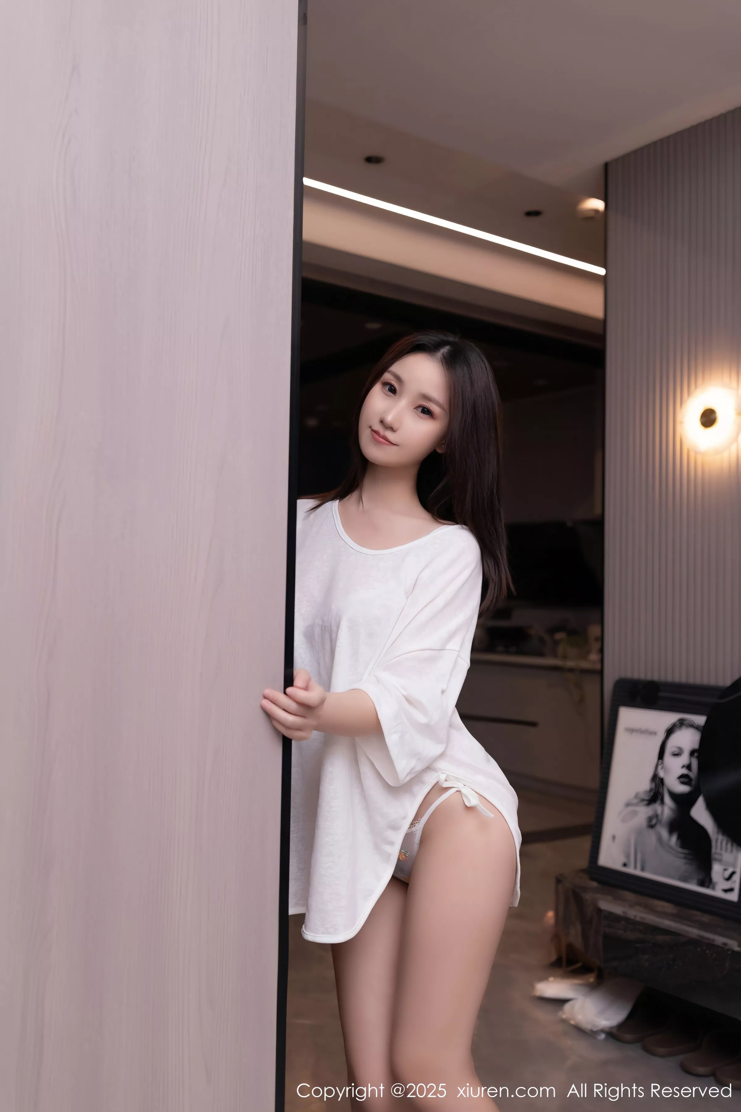 秀人集.com_[XiuRen秀人网]No.10220_模特杏子Yada家教主题性感白上衣配灰短裤秀曼妙身姿诱惑写真78P