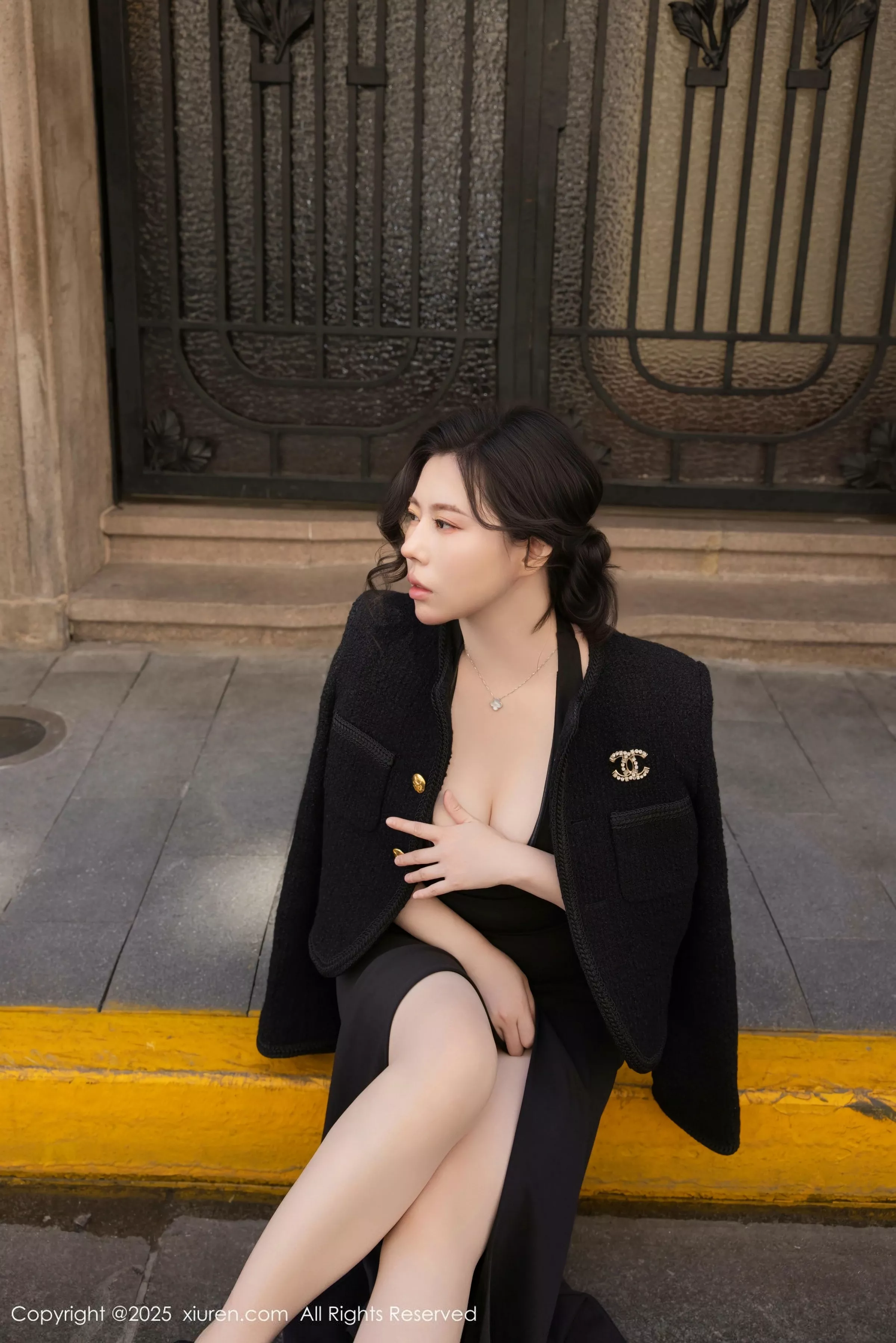 秀人集.com_[XiuRen秀人网]No.10236_模特白茹雪abby性感黑色连衣裙配超薄黑丝秀丰腴身材诱惑写真93P