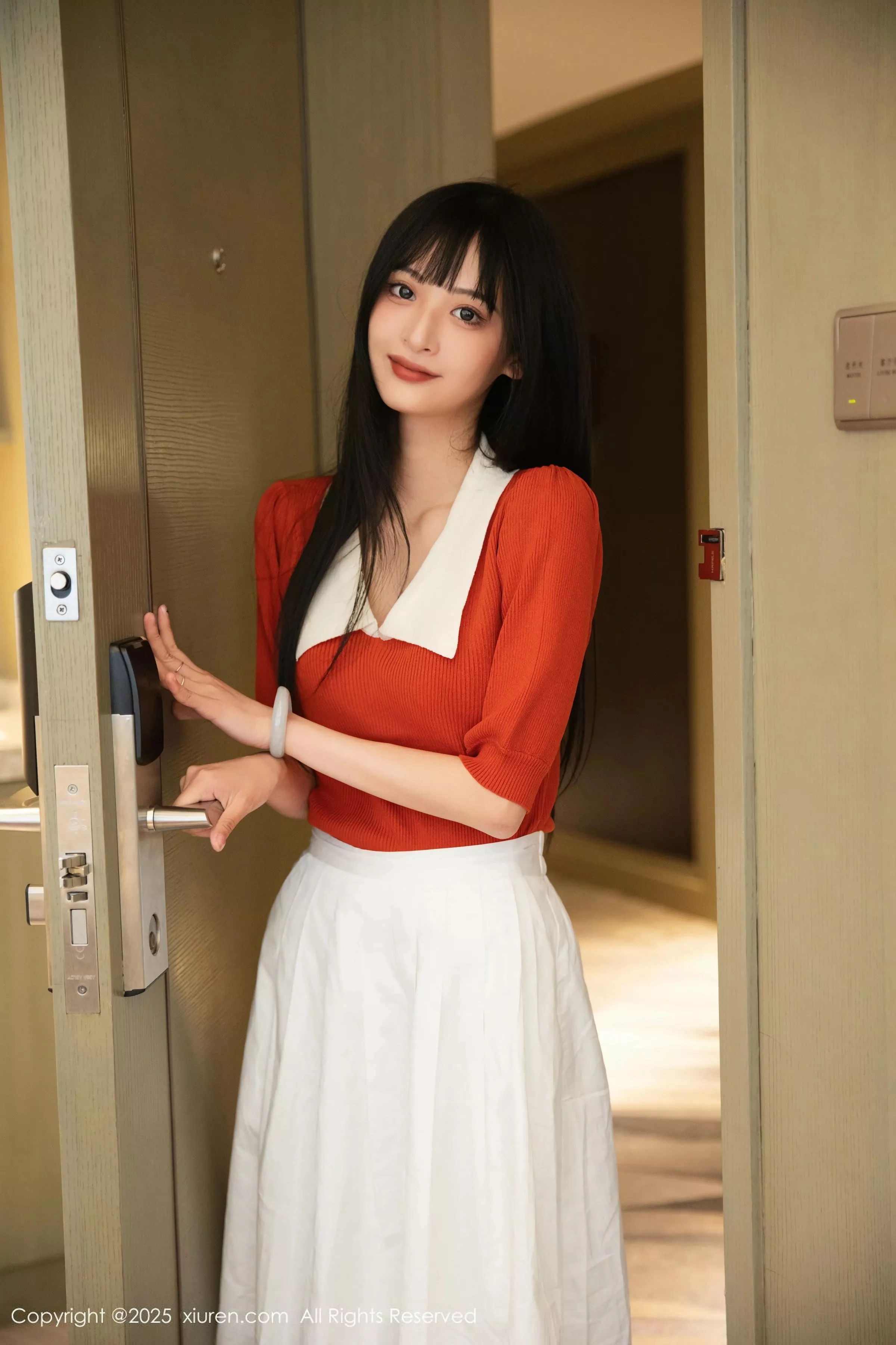 秀人集.com_[XiuRen秀人网]No.10247_模特茂木希子性感橙T露白色内衣配超薄肉丝秀完美身材诱惑写真80P