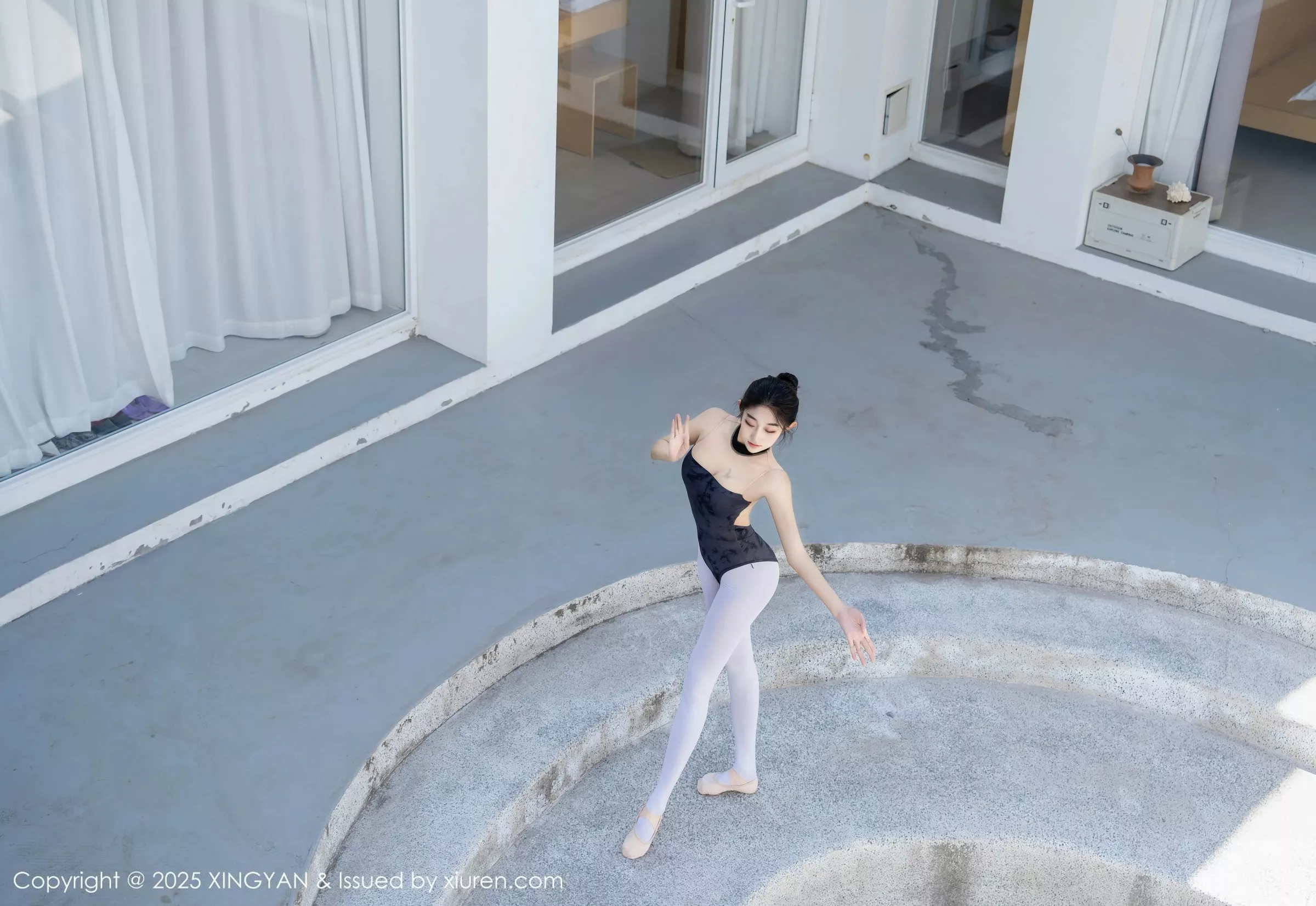 秀人集.com_[XINGYAN星颜社]VOL.345_模特星冉舞姿拍摄性感深色芭蕾舞服秀曼妙身姿完美诱惑写真79P